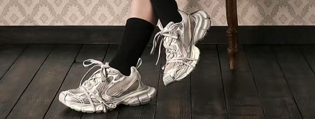 How Do You Stay on top of Sneakers World?