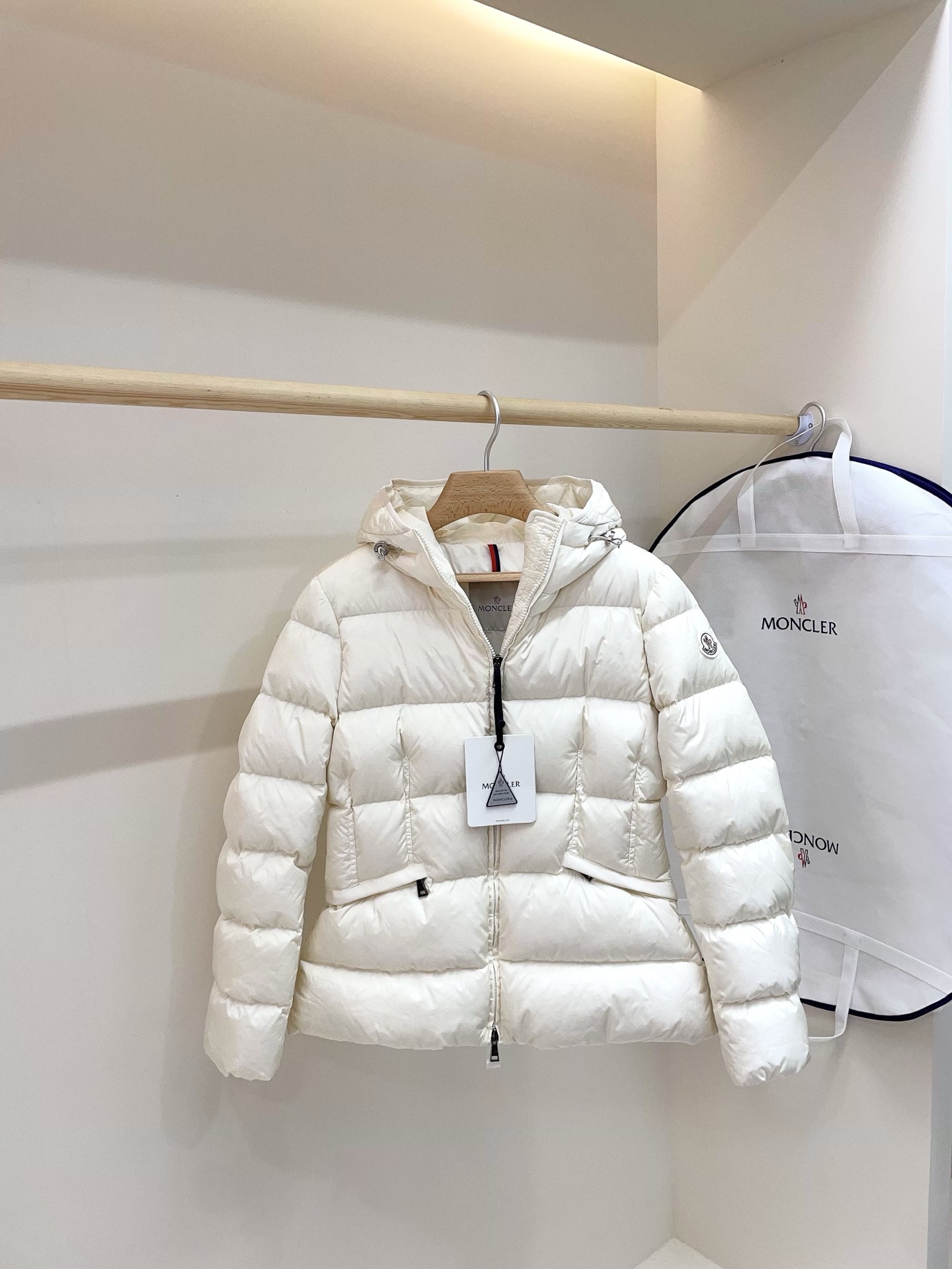 Moncler Avoce Hooded Short Down Jacket