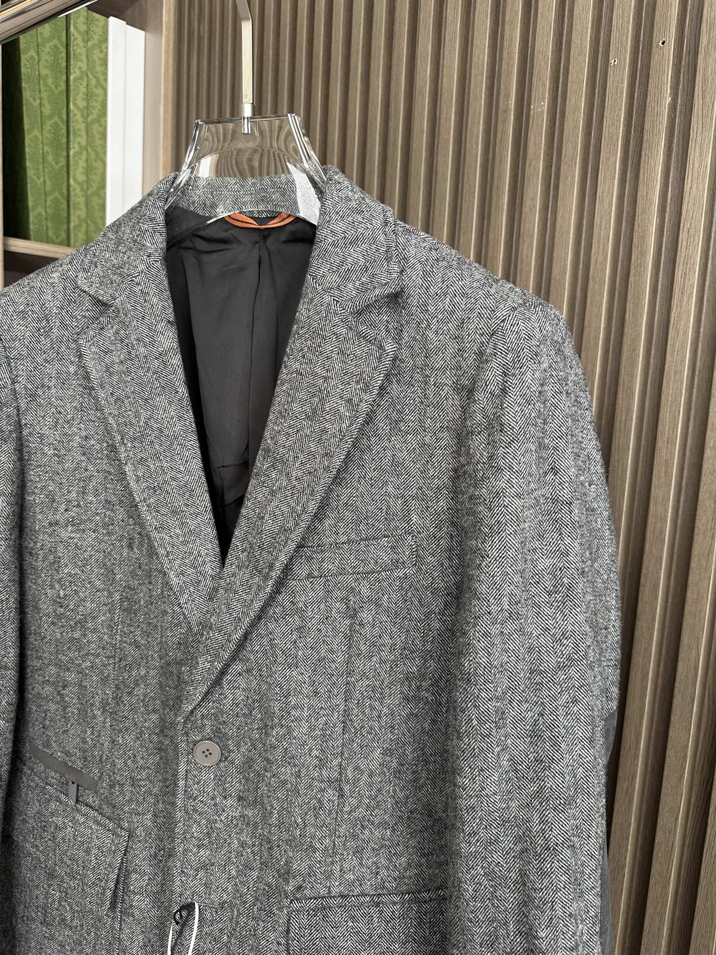 Zegna New autumn and winter knitted herringbone suit, Dark grey