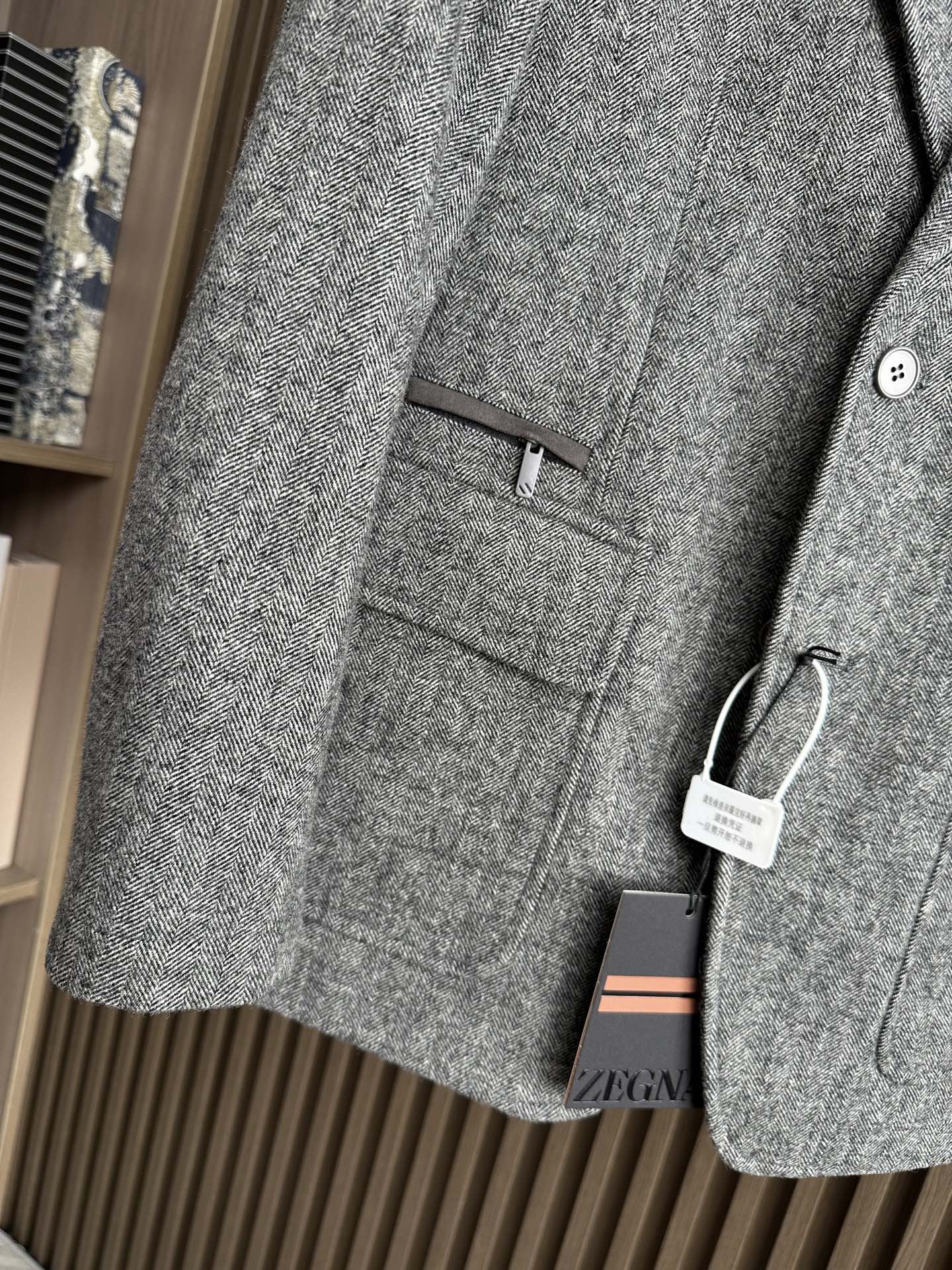 Zegna New autumn and winter knitted herringbone suit, Dark grey