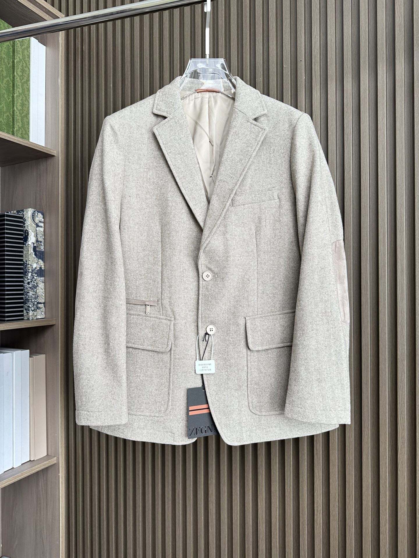 Zegna New autumn and winter knitted herringbone suit, light grey