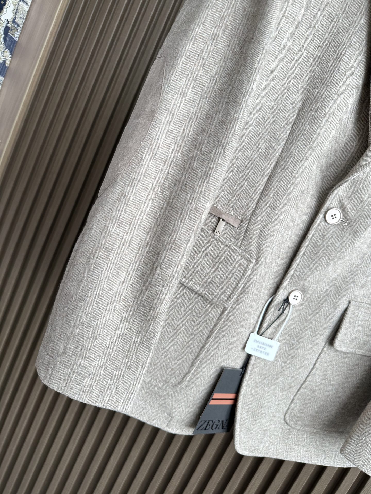 Zegna New autumn and winter knitted herringbone suit, light grey