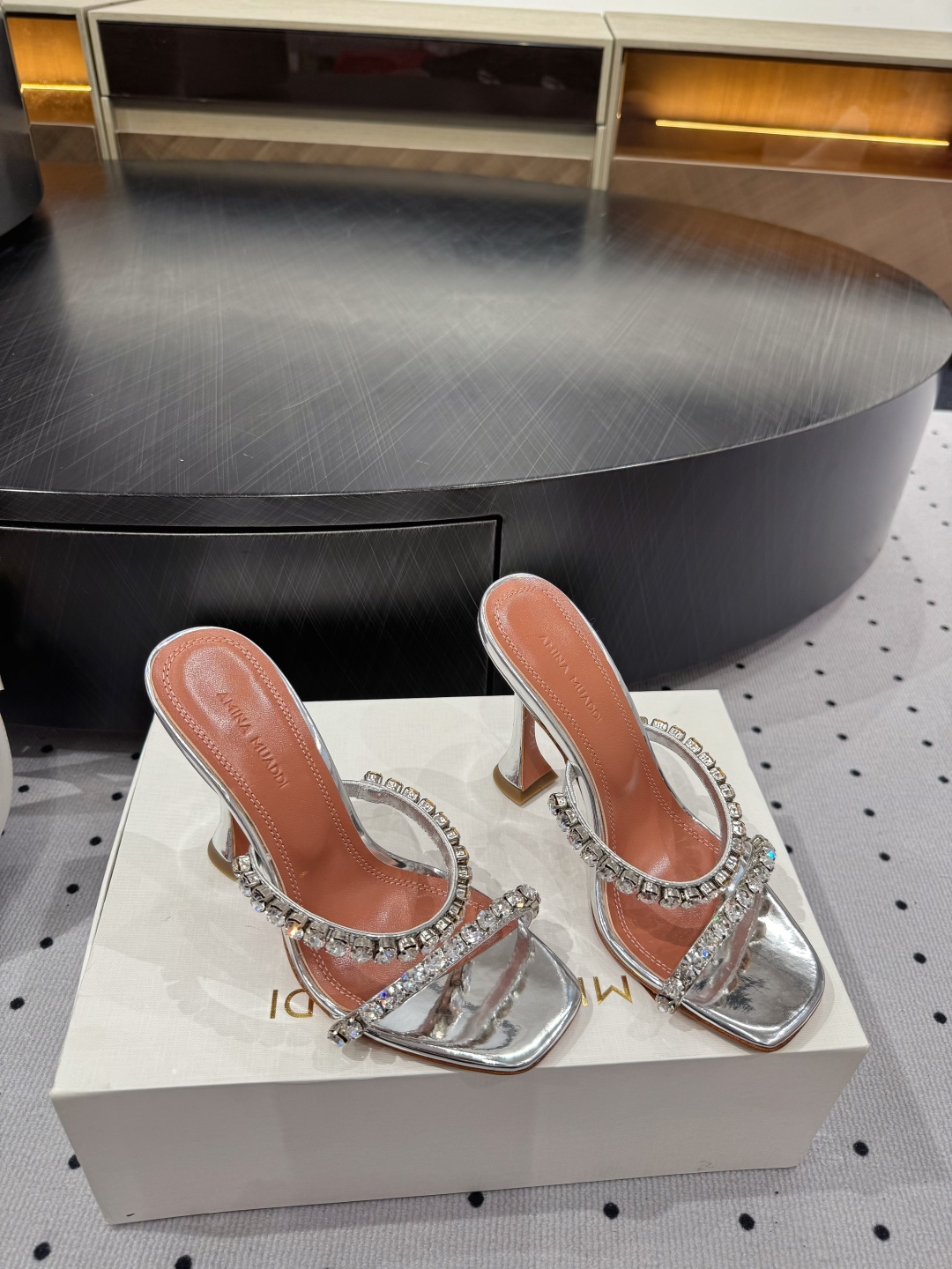 Amina Muaddi 2025FW Gigi Slipper 95 Silver Mirror And White Crystals Amina Muaddi 2025FW Gigi Slipper 95 Silver Mirror And White Crystals