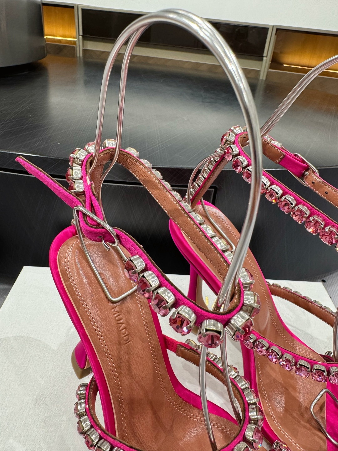 Amina Muaddi 2025FW Gigi Slipper 95 Rose red Amina Muaddi 2025FW Gigi Slipper 95 Rose red