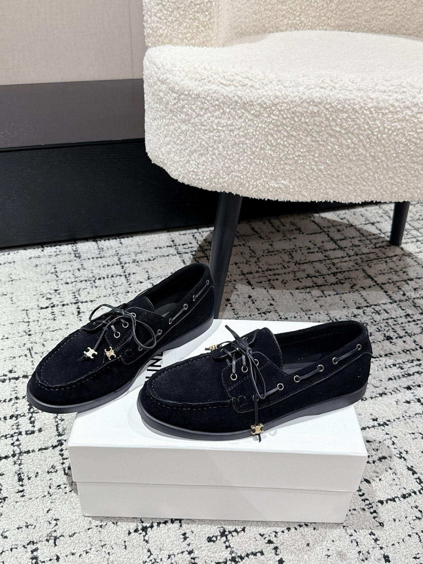 CELINE BATEAU IN SUEDE CALFSKIN Black
