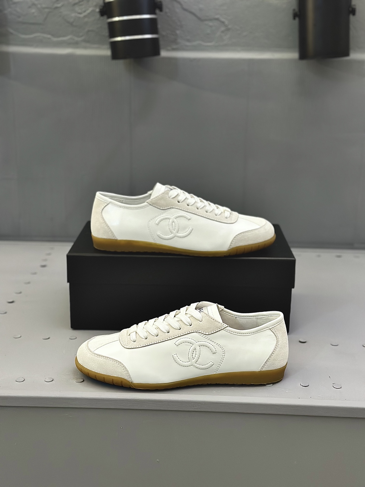 CHANEL training sneakers women's shoes men’s shoes CHANEL training sneakers women's shoes men’s shoes