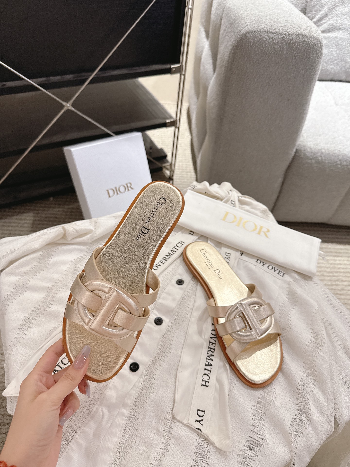 CHRISTIAN DIOR 2025 SS New D-Club Hollow-Out Layered Cross-Strap Slippers, Flat Sandals CHRISTIAN DIOR 2025 SS New D-Club Hollow-Out Layered Cross-Strap Slippers, Flat Sandals