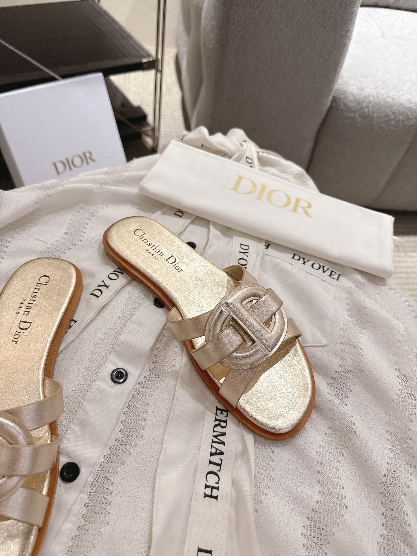 CHRISTIAN DIOR 2025 SS New D-Club Hollow-Out Layered Cross-Strap Slippers, Flat Sandals CHRISTIAN DIOR 2025 SS New D-Club Hollow-Out Layered Cross-Strap Slippers, Flat Sandals