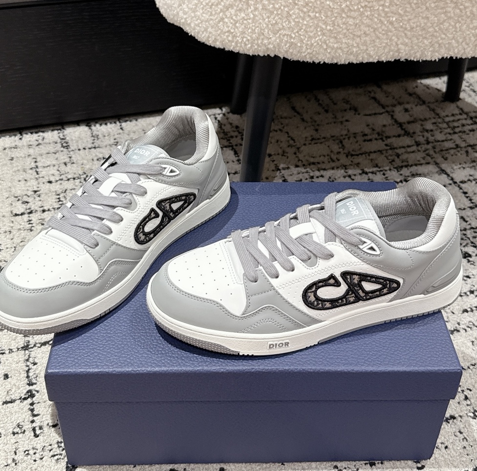 CHRISTIAN DIOR  B57 Dribble Low-Top Sneaker,Gray and White Smooth Calfskin with Beige and Black Dior Oblique Jacquard