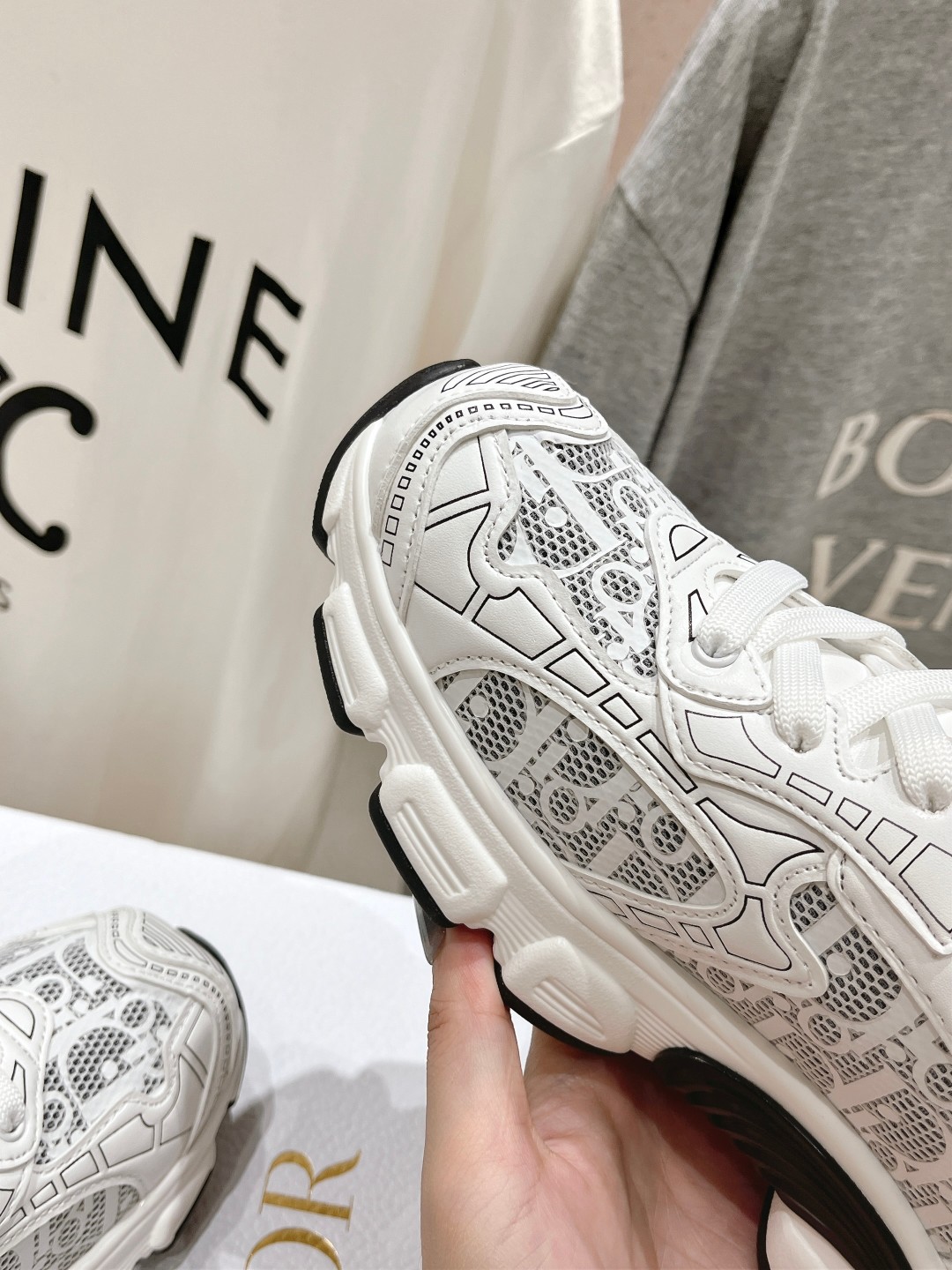 CHRISTIAN DIOR  Vibe Sneaker,White Mesh Printed with Dior Oblique Motif and White and Black Leather 