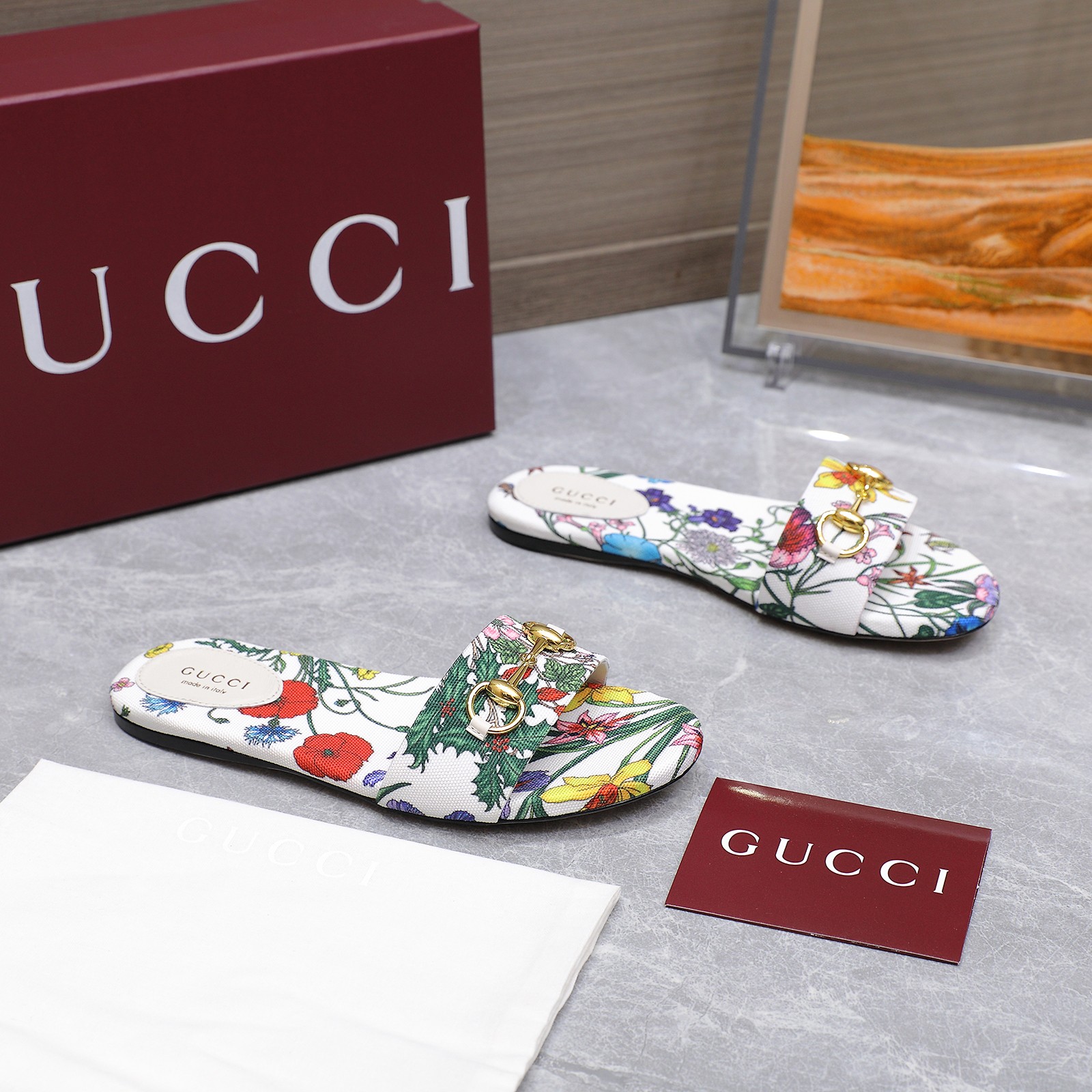 GUCCI  Women's Slide Sandal with Horsebit