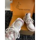 LOUIS VUITTON archlight sneaker pink/white