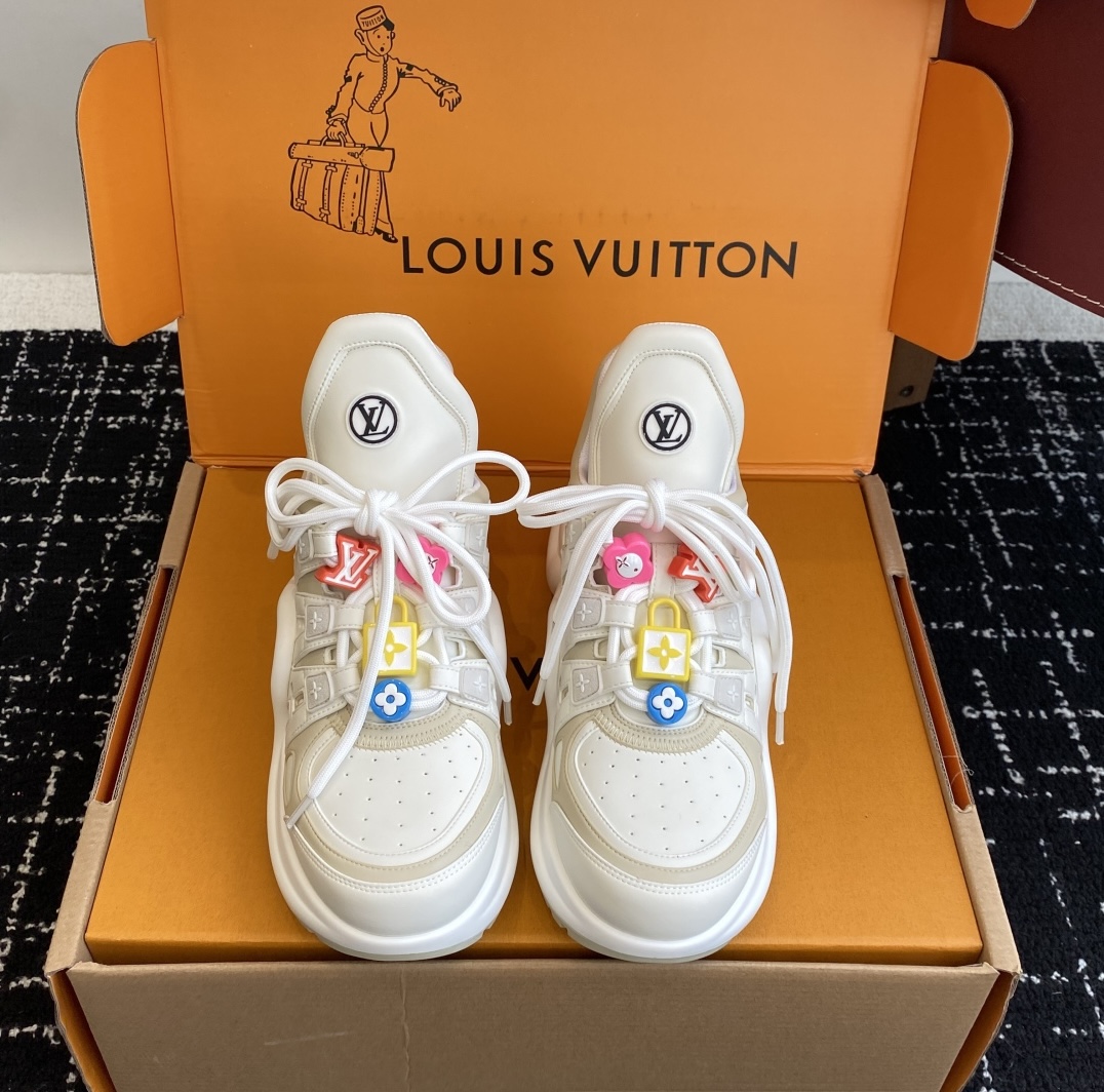 LOUIS VUITTON ARCHLIGHT SNEAKER 1AHOKR EMBOSSED CALFSKIN 