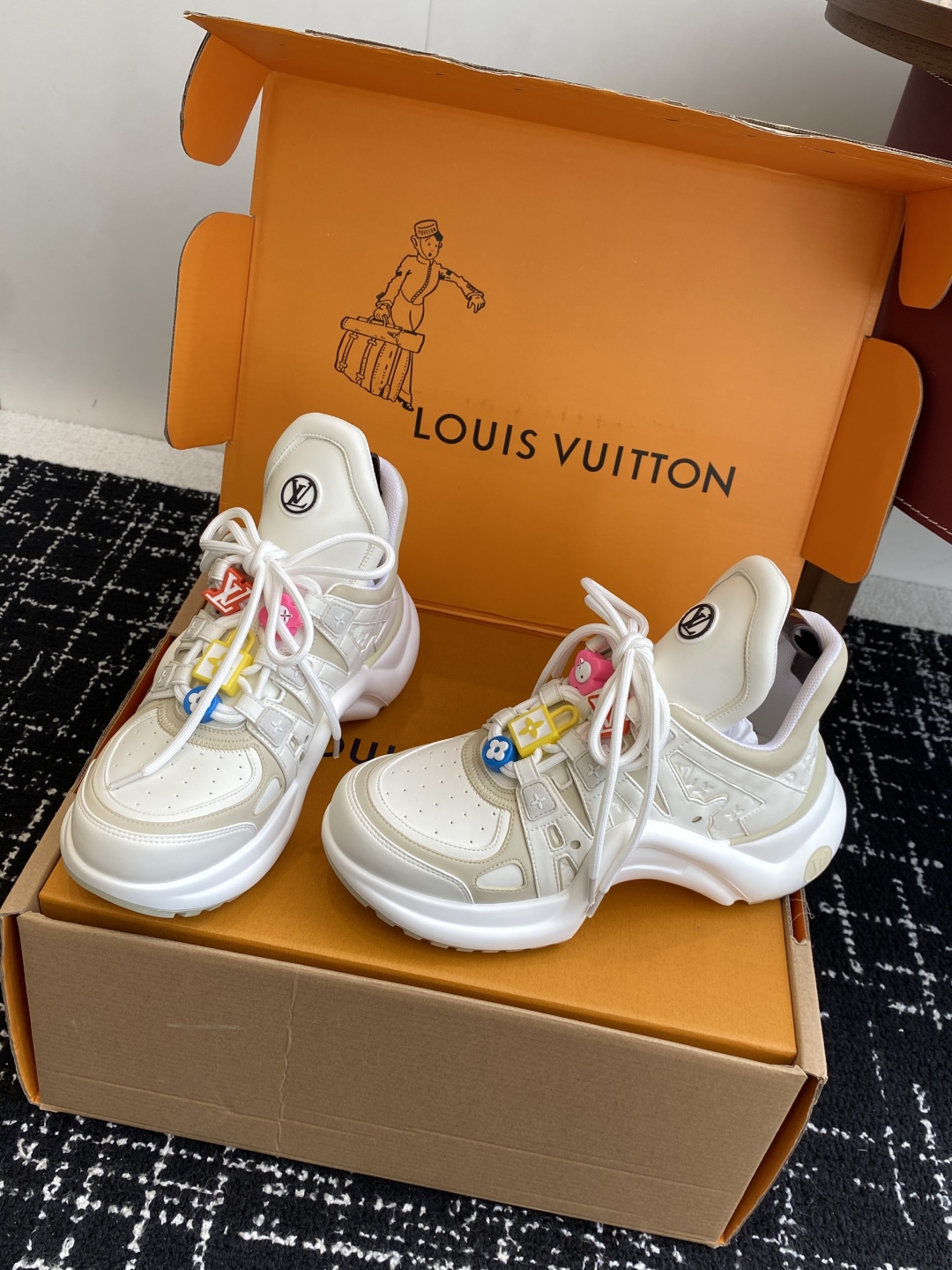 LOUIS VUITTON ARCHLIGHT SNEAKER 1AHOKR EMBOSSED CALFSKIN 
