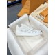 LOUIS VUITTON  LV Trainer LV148