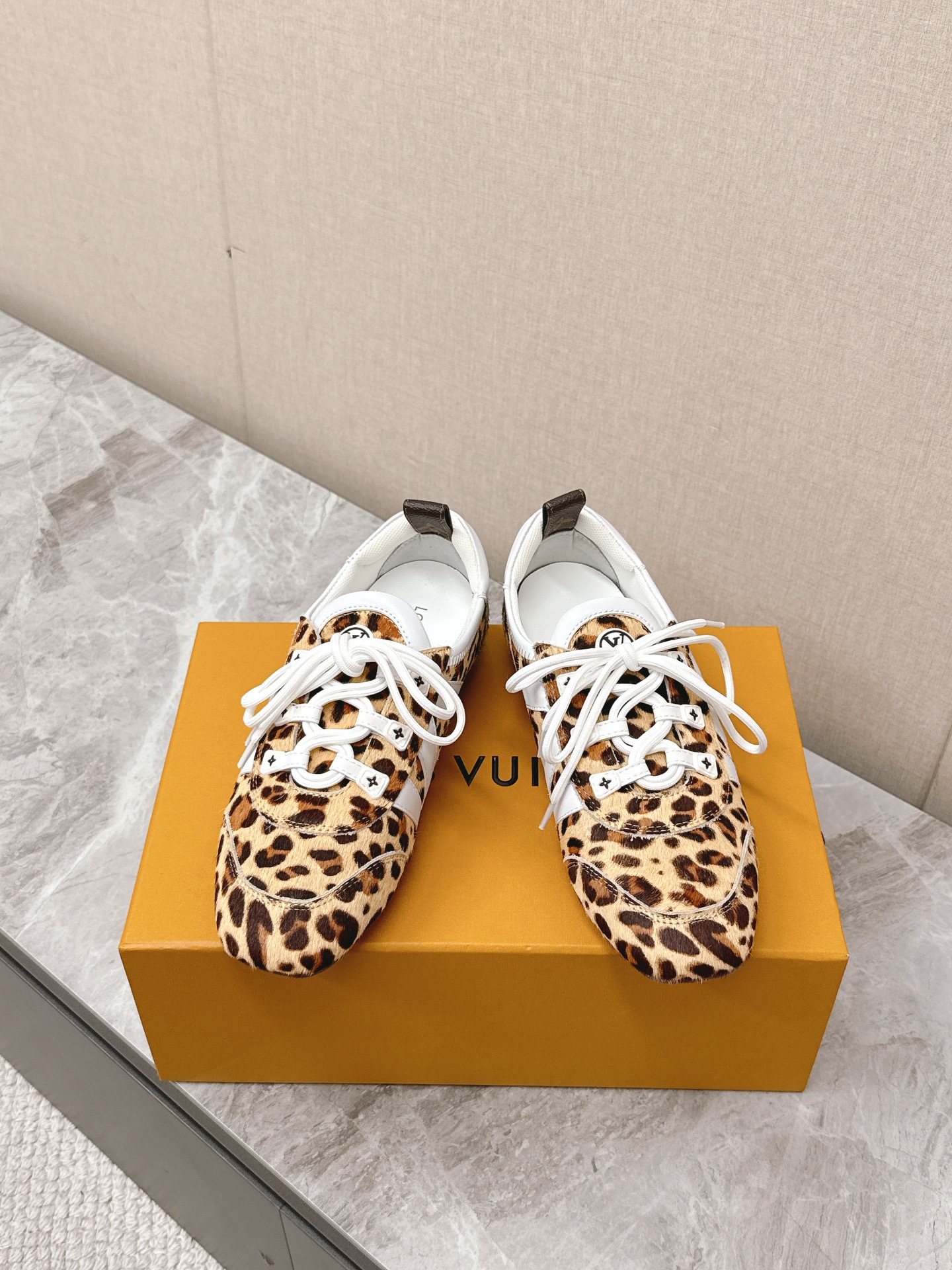 LOUIS VUITTON 1AICSR LV Sneakerina