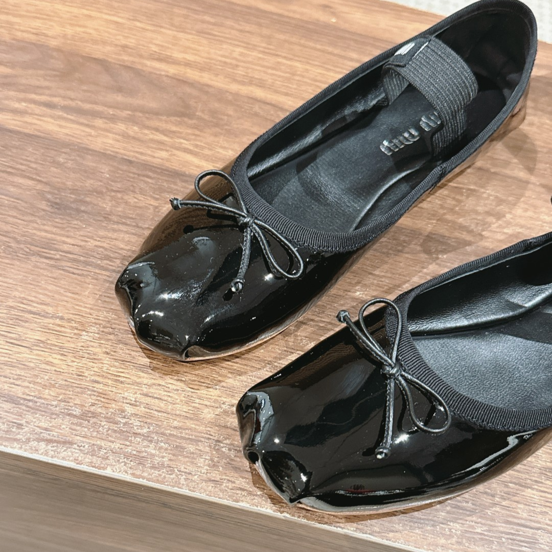 MIUMIU Black Satin ballerinas MIUMIU Black Satin ballerinas