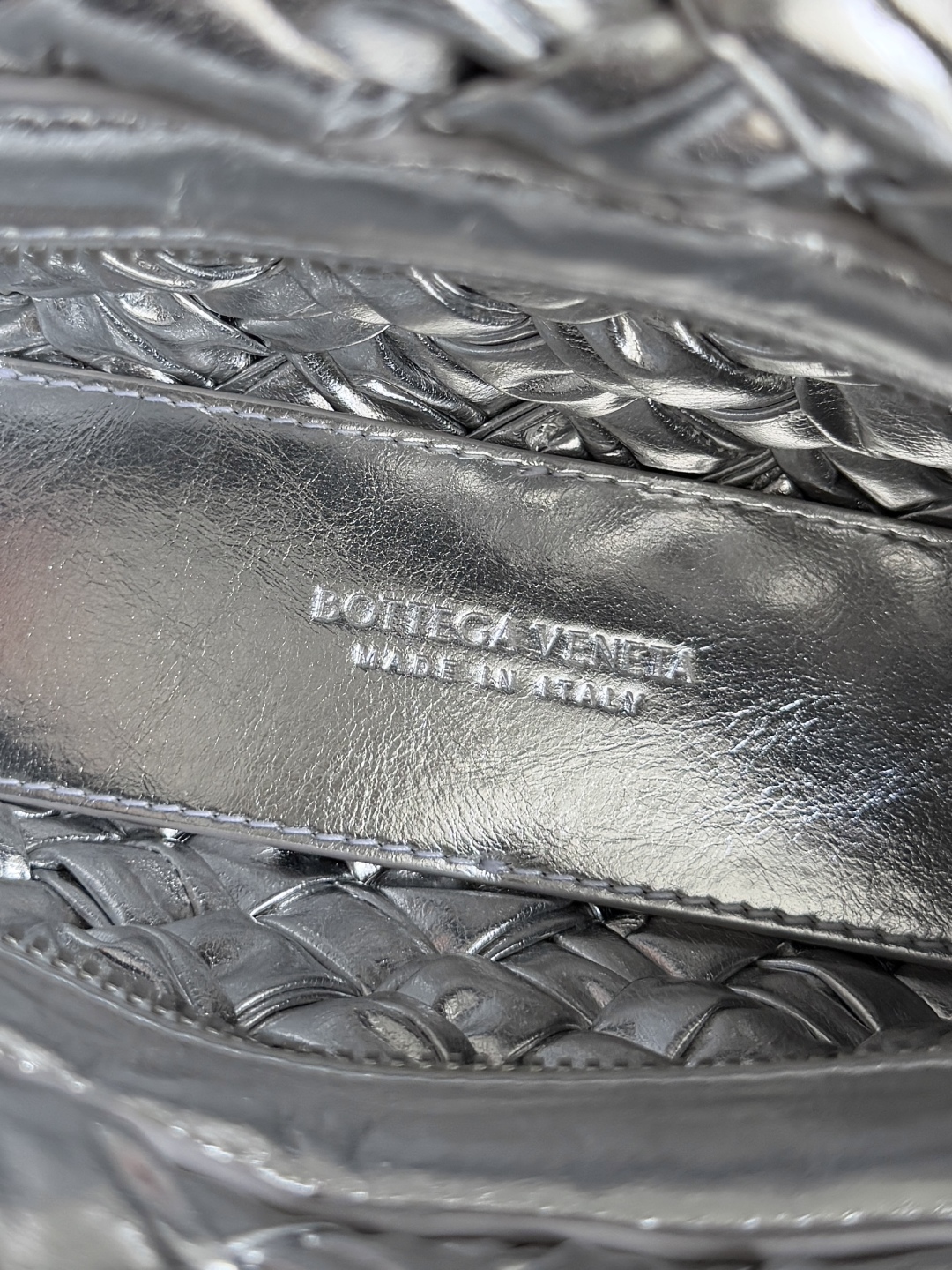 BOTTEGA VENETA Kalimero Cha-Cha BOTTEGA VENETA Kalimero Cha-Cha
