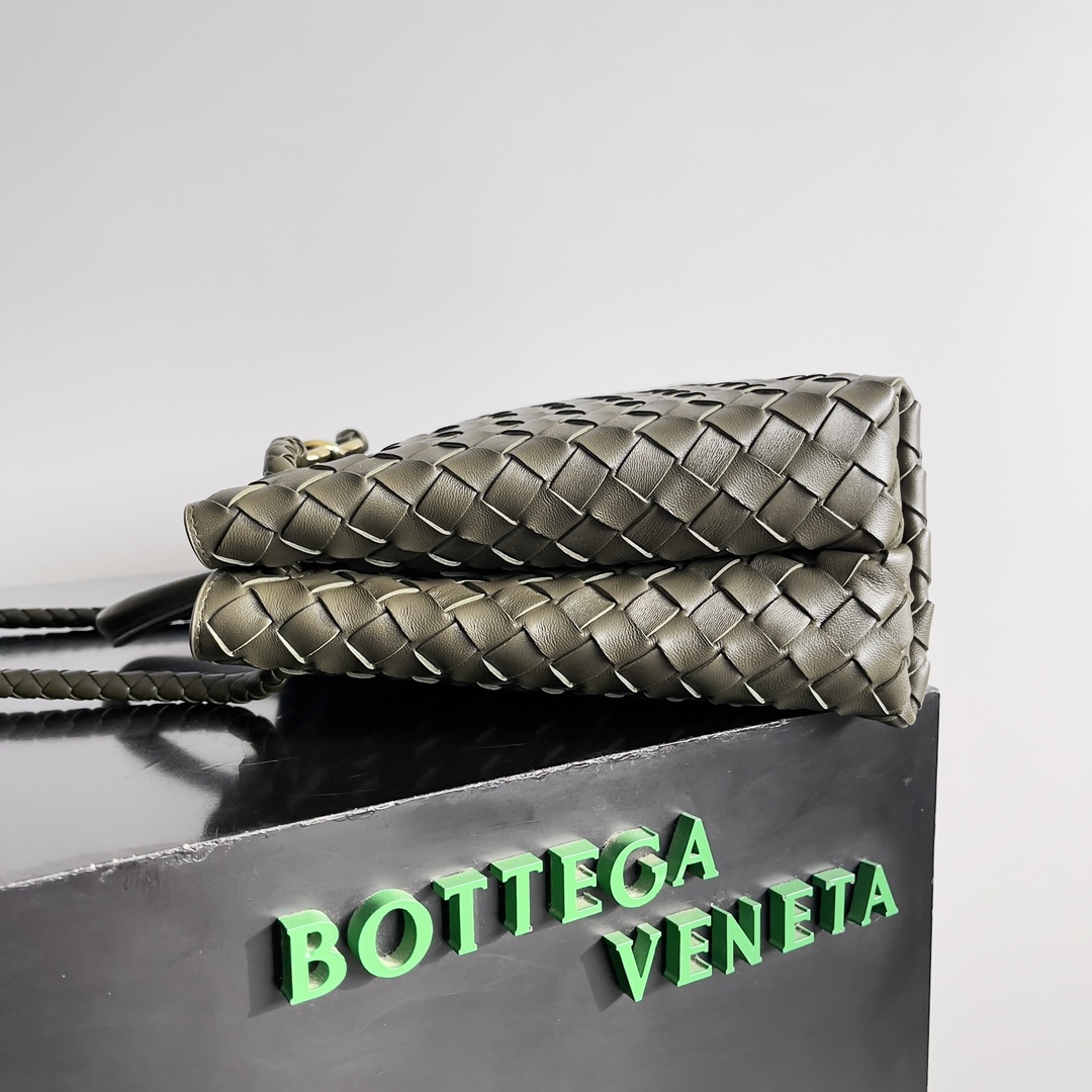 BOTTEGA VENETA Women's Andiamo in Cypress