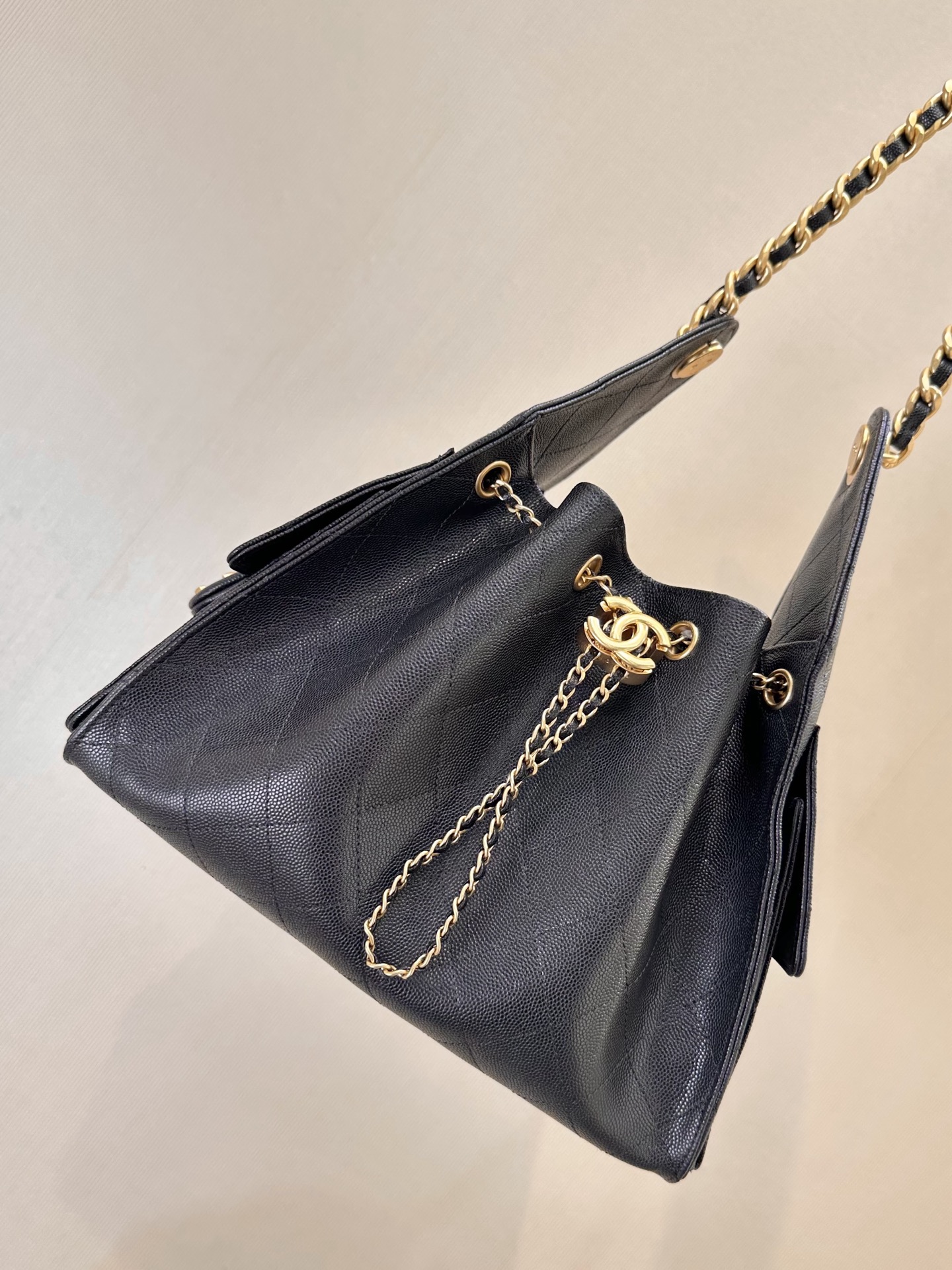CHANEL  25 Black Caviar  Hobo Bag Gold Hardware 