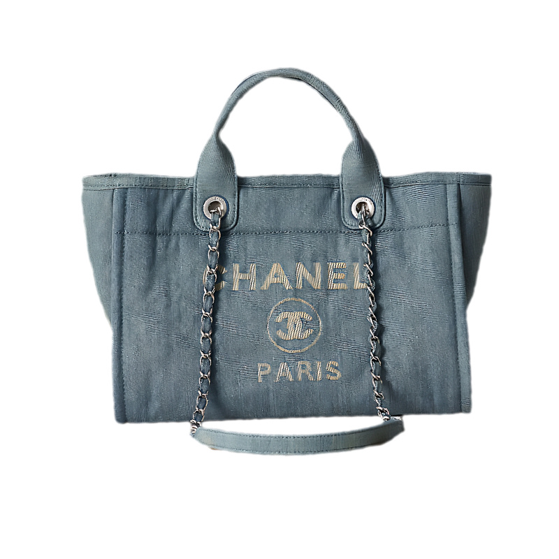 CHANEL Beach bag, denim fabric with a distressed look, as3257