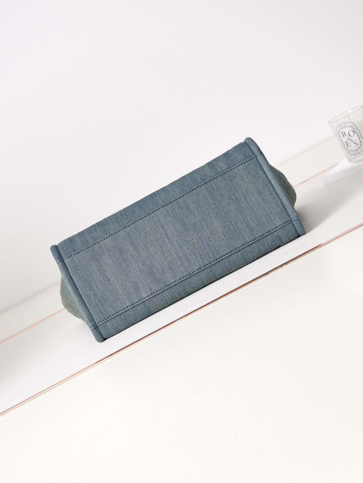 CHANEL Beach bag, denim fabric with a distressed look, as3257