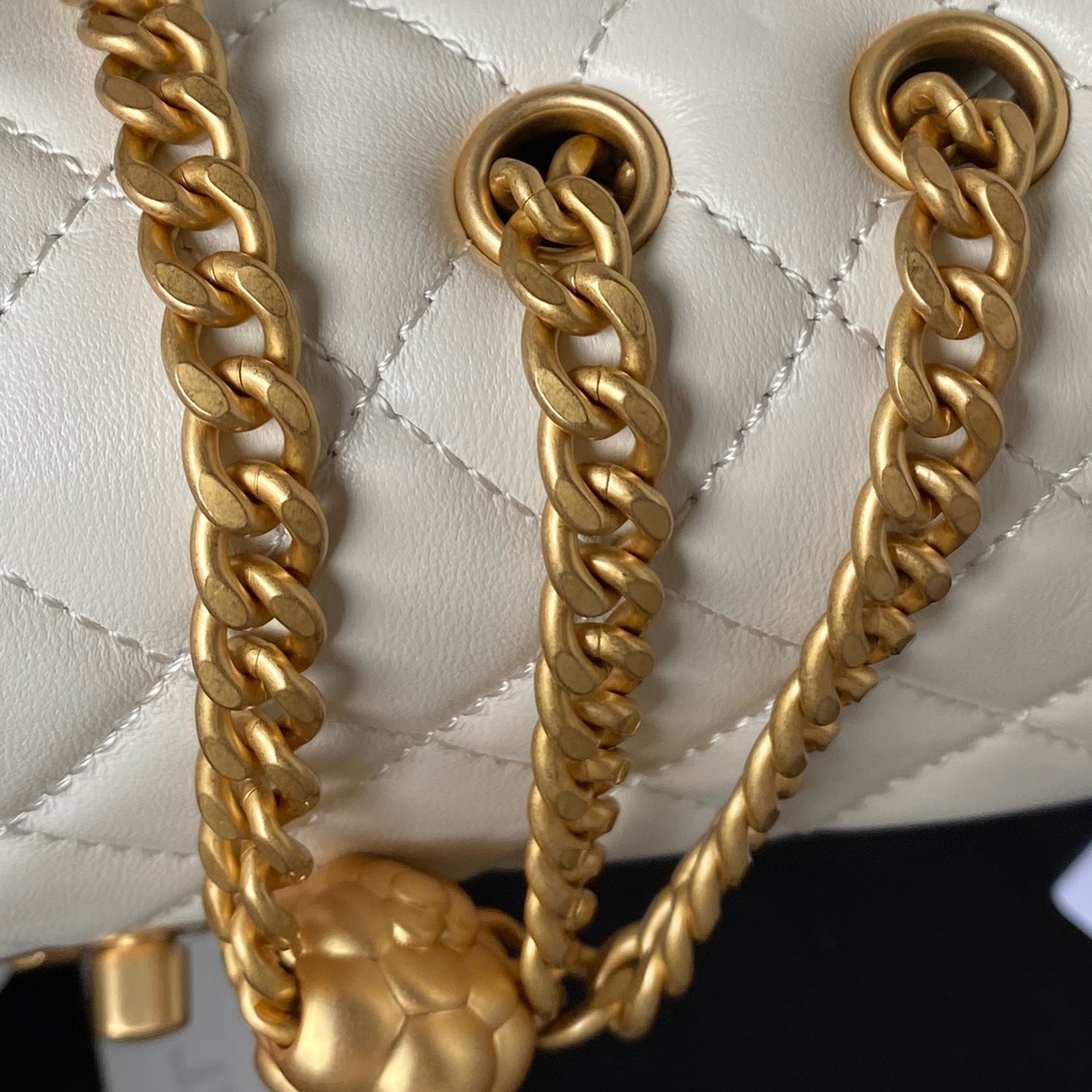 CHANEL Camellia Adjustable Buckle Collection Medium AS4041
