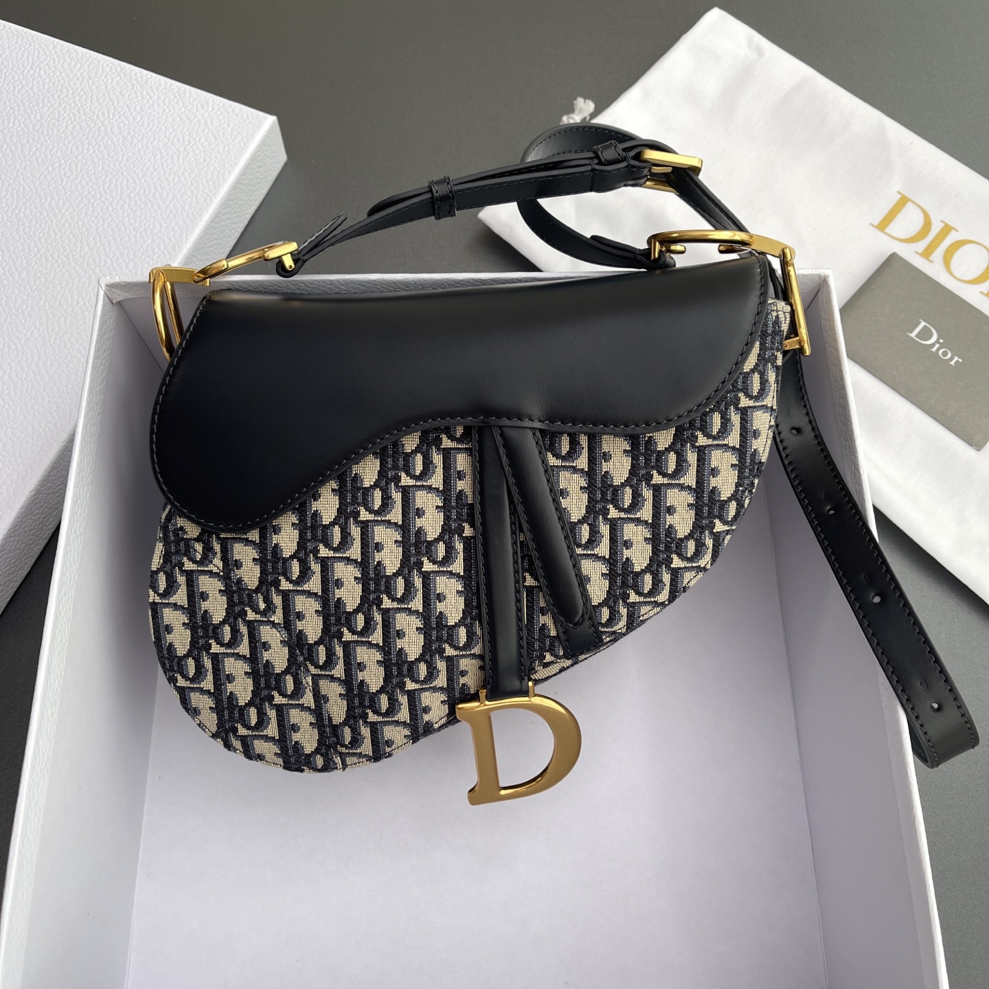 CHRISTIAN DIOR30 Soft Saddle Bag with Strap,Blue Dior Oblique Jacquard and Smooth