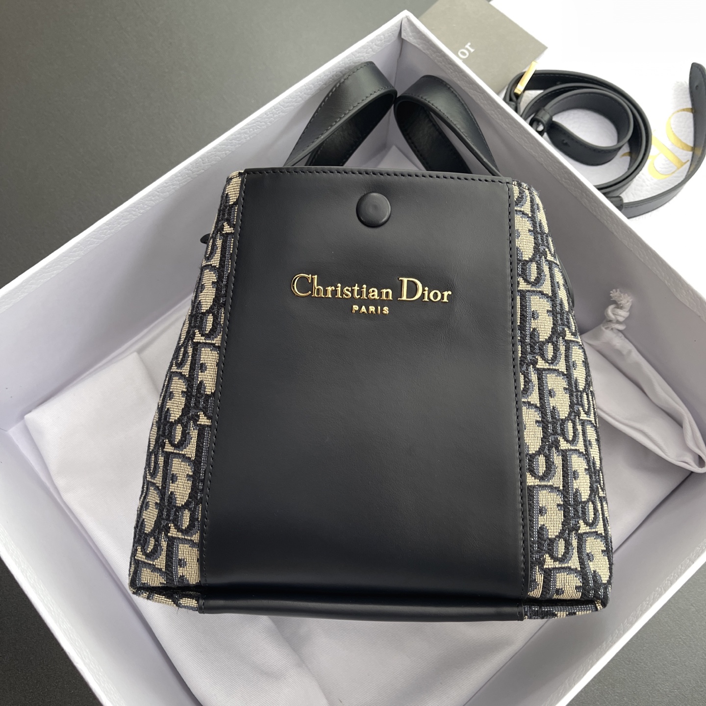 CHRISTIAN DIOR Small Signature Bucket Bag,Blue Dior Oblique Jacquard and Smooth Calfskin