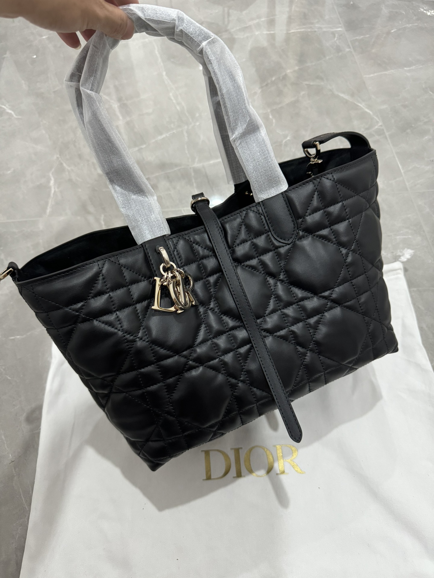 CHRISTIAN DIOR Medium Dior Toujours Bag,Black Macrocannage Calfskin