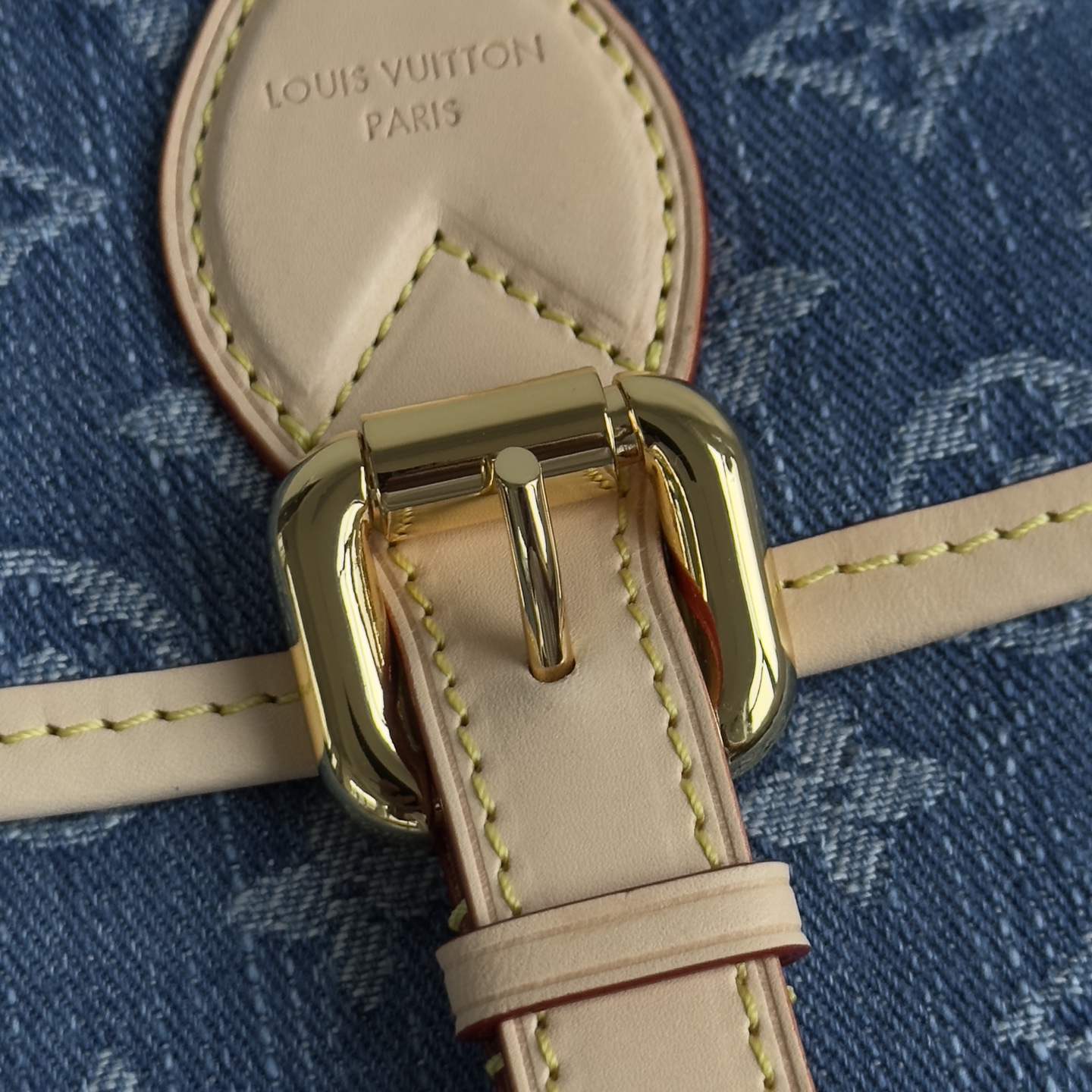 LOUIS VUITTON M13070 Diane Demin Handbag LOUIS VUITTON M13070 Diane Demin Handbag