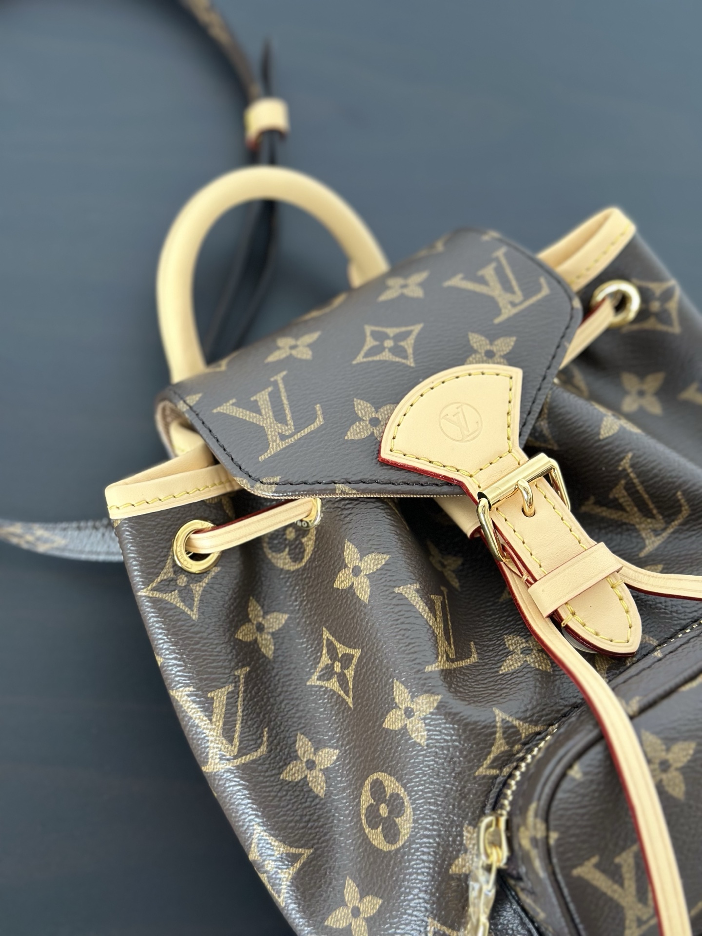 LOUIS VUITTON Montsouris Backpack M11199 Monogram LOUIS VUITTON Montsouris Backpack M11199 Monogram
