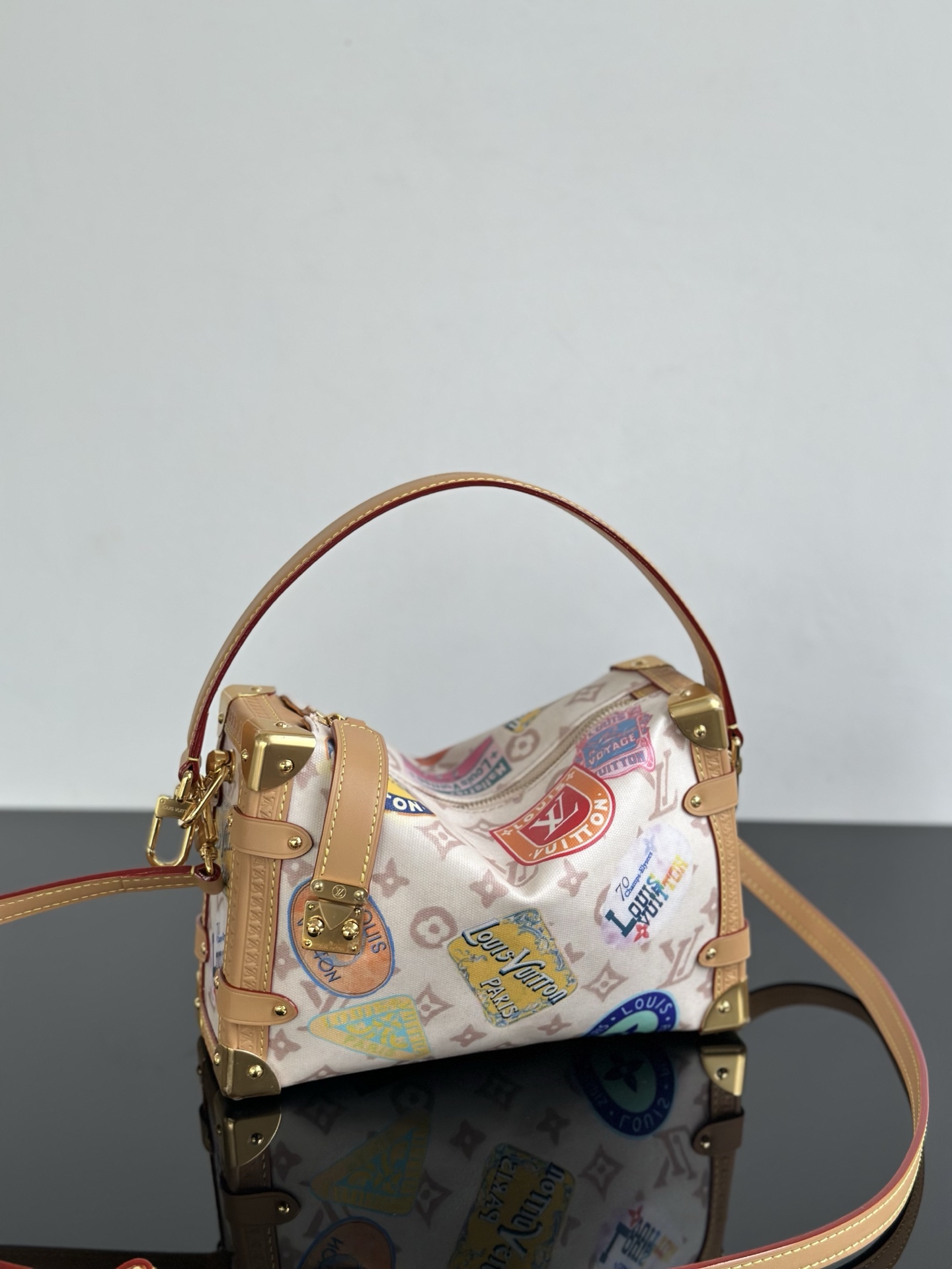 LOUIS VUITTON Side Trunk M14606