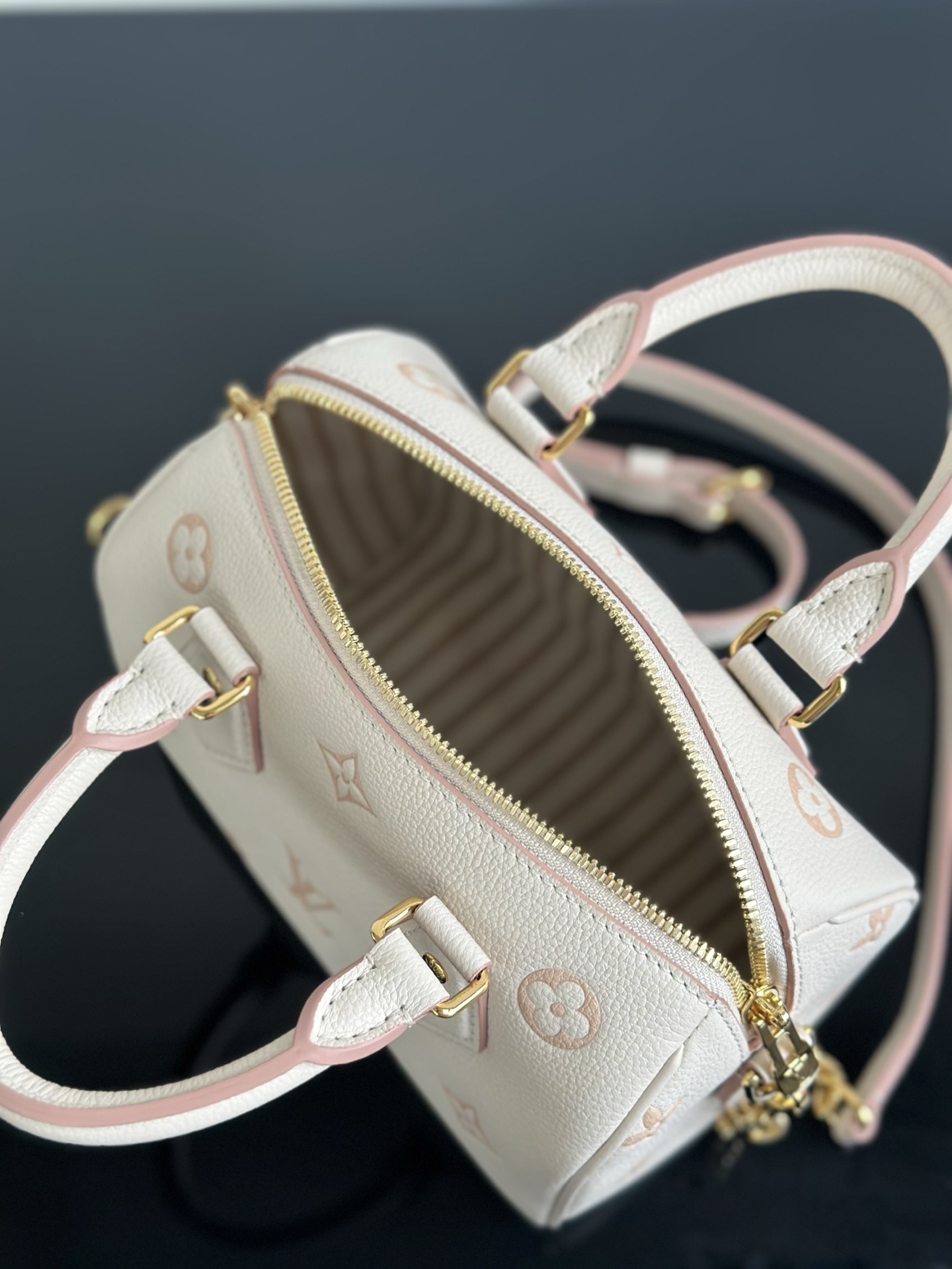 LOUIS VUITTON Speedy Bandouliere 20 M14291 LOUIS VUITTON Speedy Bandouliere 20 M14291