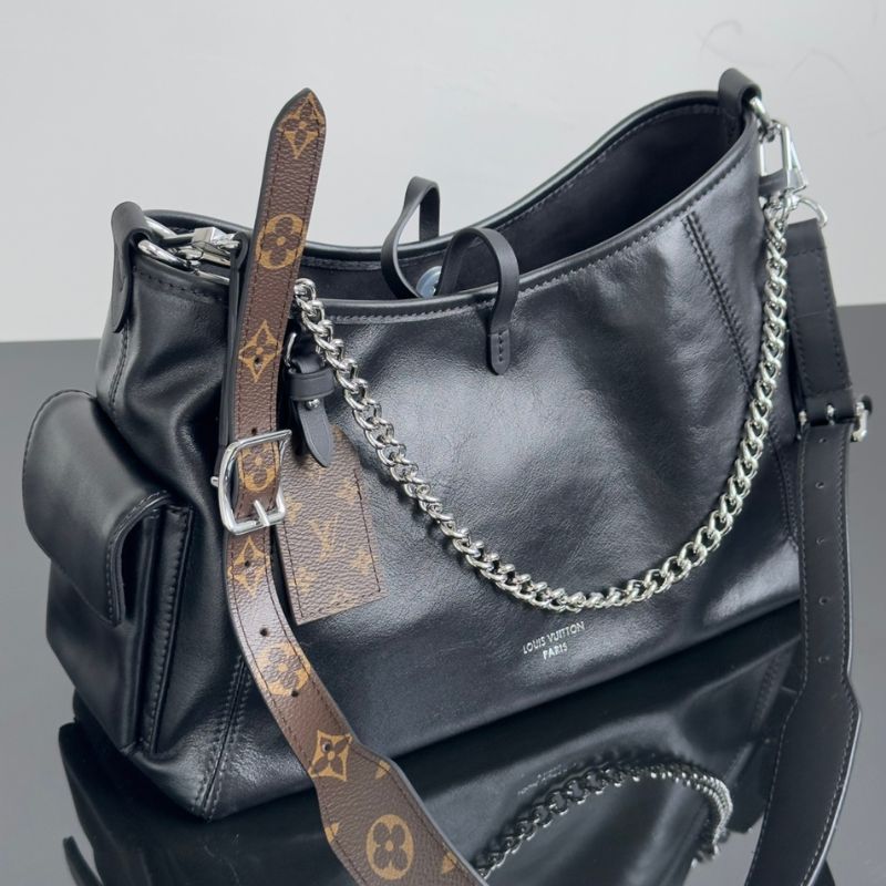 LOUIS VUITTON Monogram CarryAll Vibe BB - Black