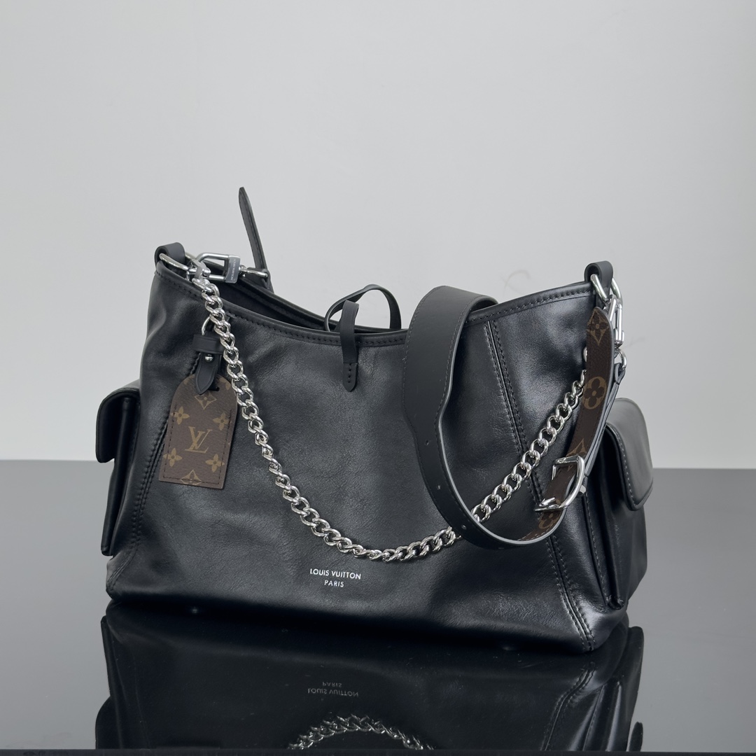 LOUIS VUITTON Monogram CarryAll Vibe BB - Black