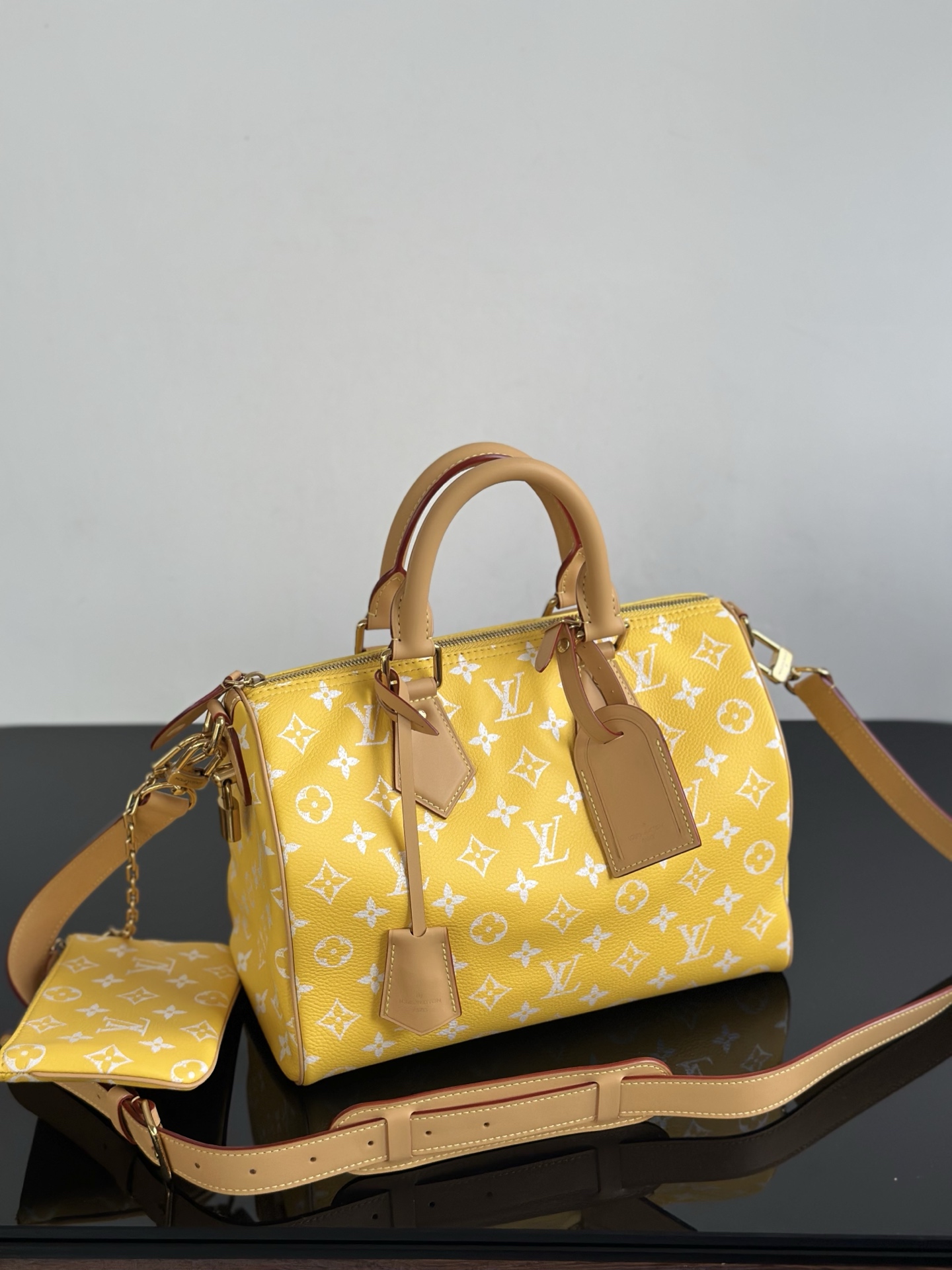 LOUIS VUITTON Speedy P9 Bandoulière 30 Monogram Yellow
