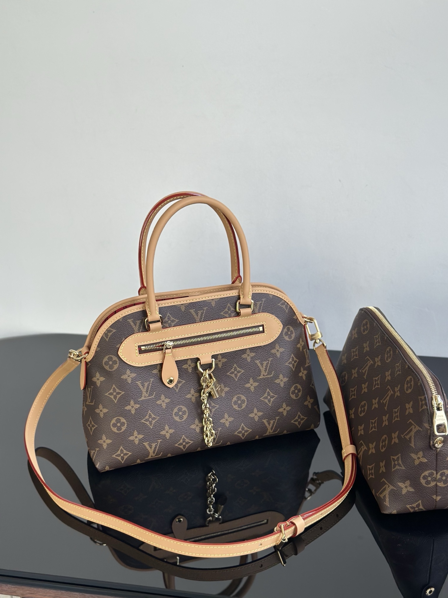 LOUIS VUITTON Ever More PM M15208