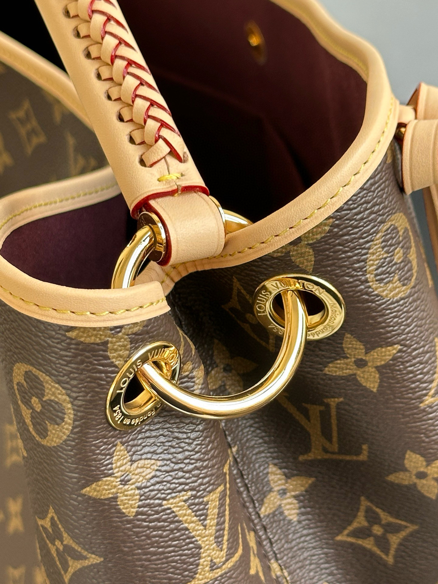 LOUIS VUITTON The Again Bag  M25877 Sac Again