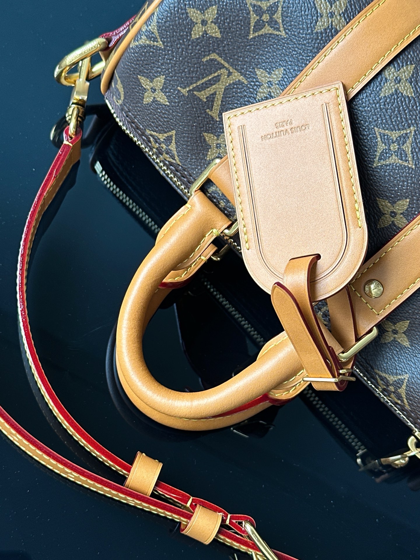 LOUIS VUITTON Keepall Bandoulière 25 Monogram Archive - Bags