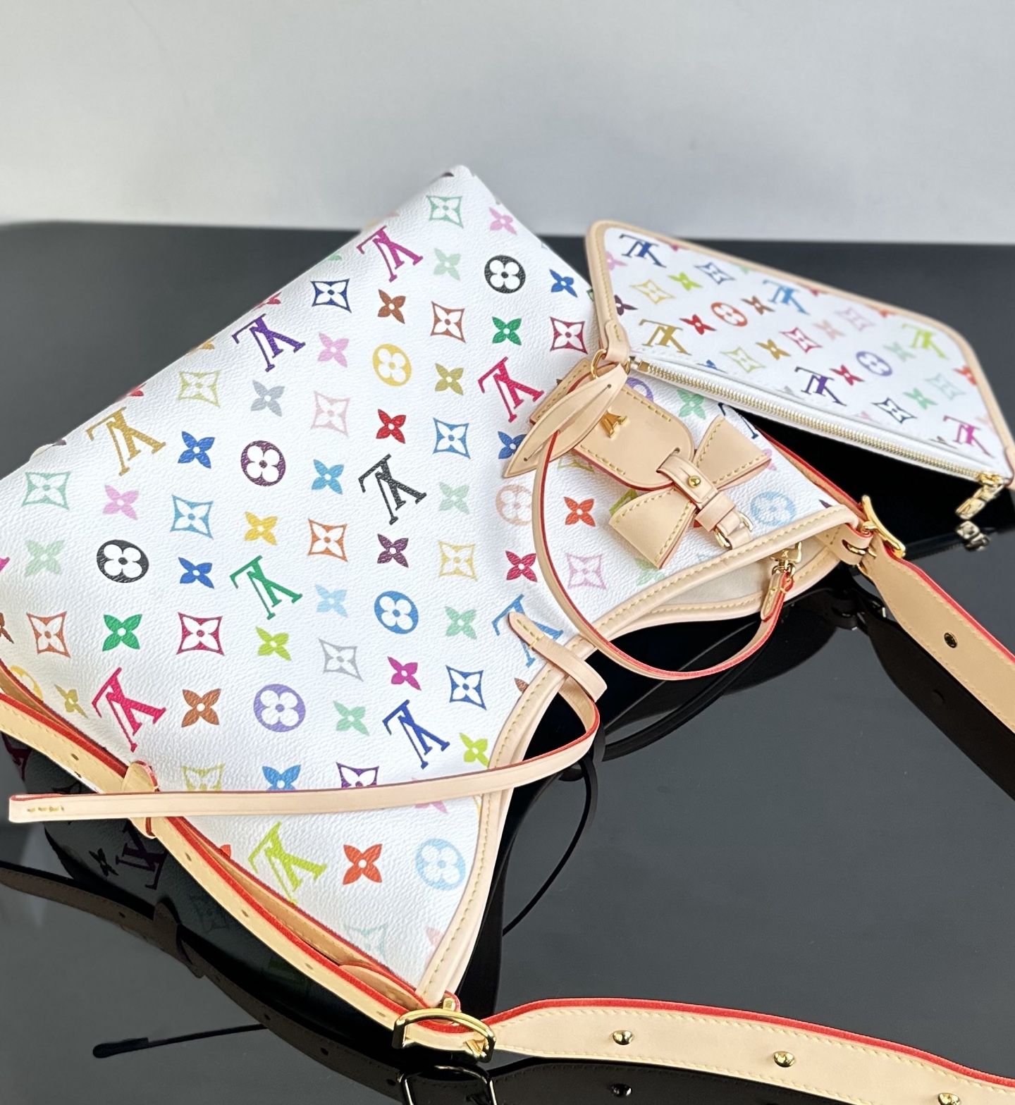 LOUIS VUITTON LV x TM Monogram Multicolor CarryAll PM White LOUIS VUITTON LV x TM Monogram Multicolor CarryAll PM White