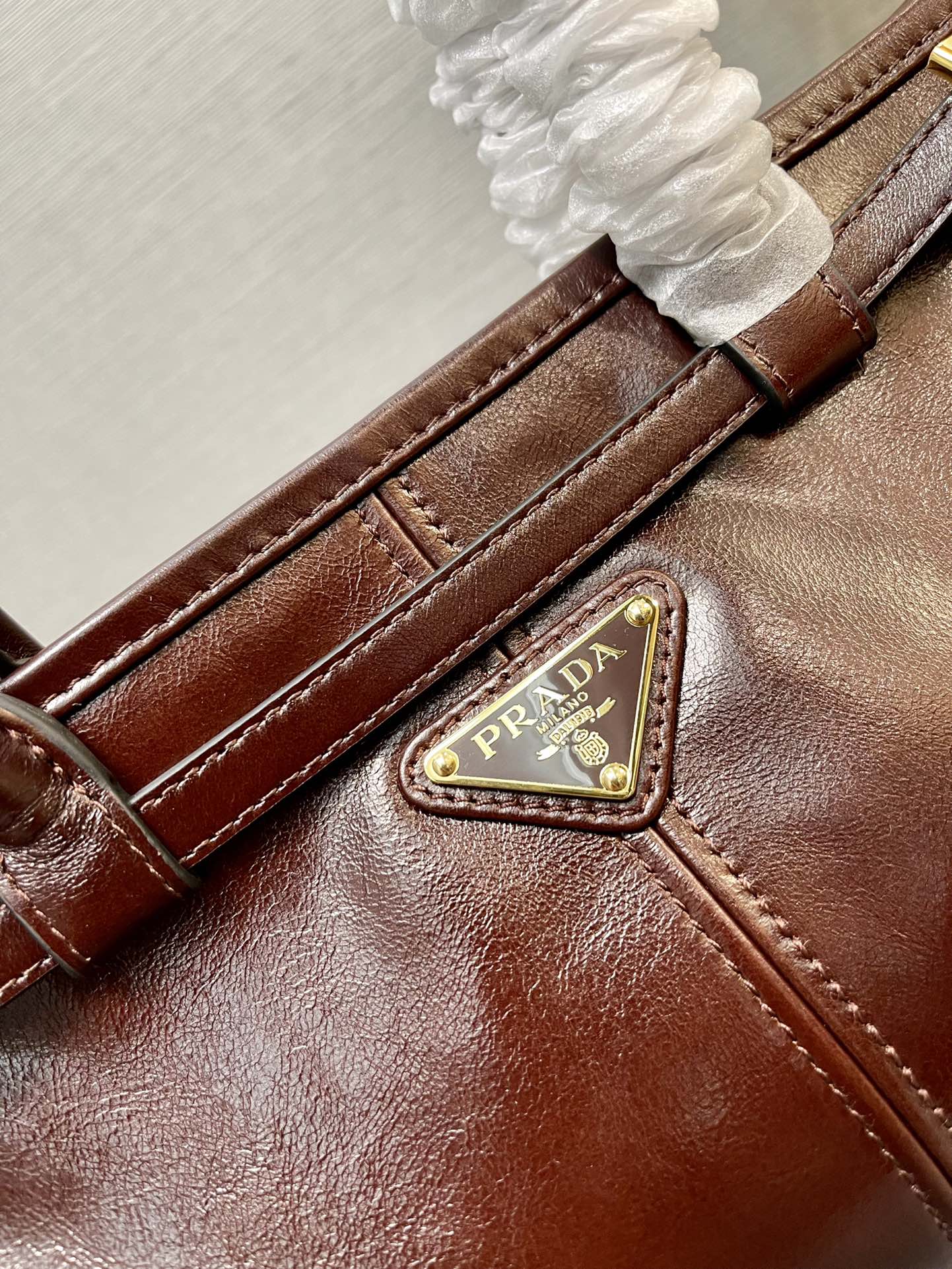 PRADA Bonnie leather handbag, Burgundy