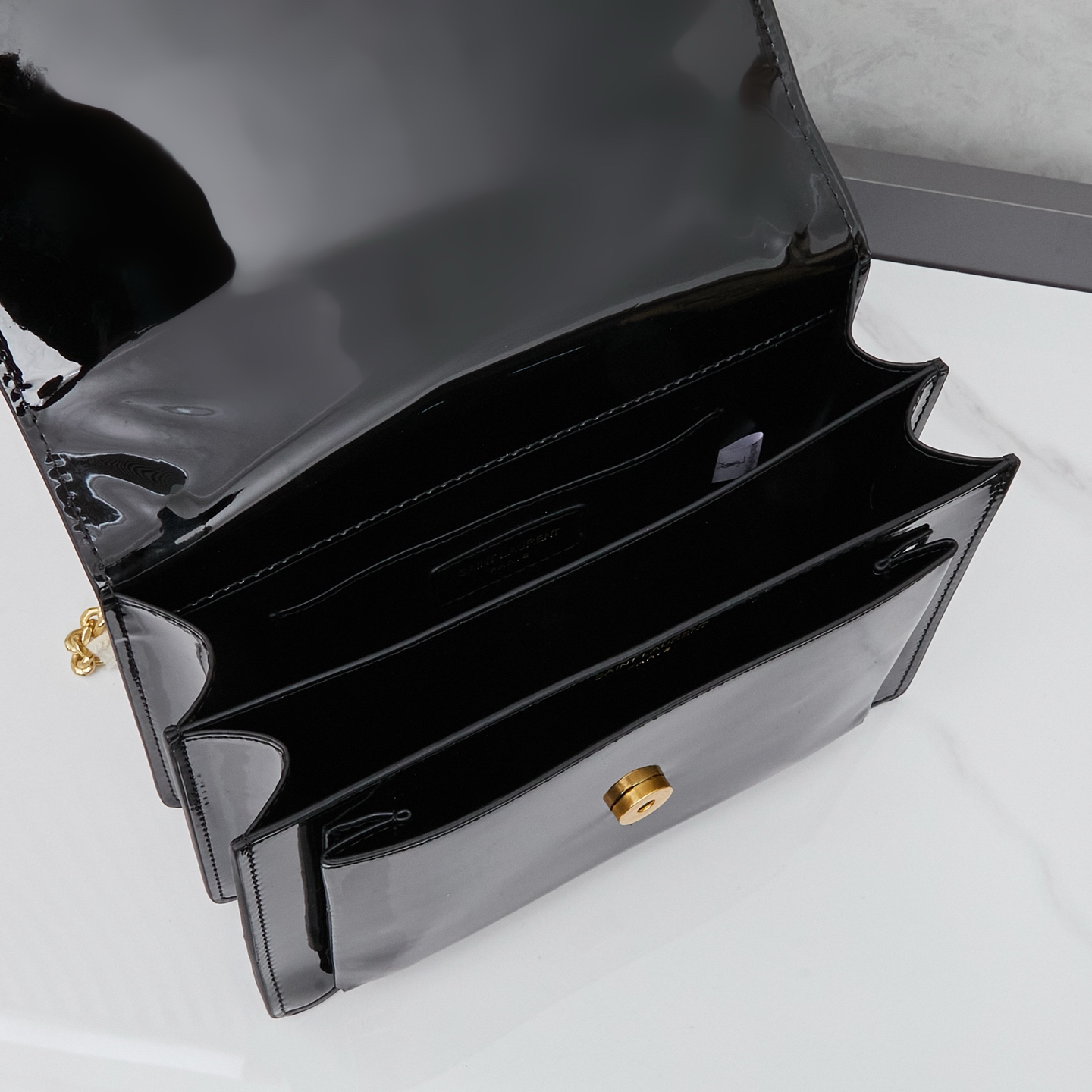 SAINT LAURENT Jamie Lacquered leather handbag Black SAINT LAURENT Jamie Lacquered leather handbag Black