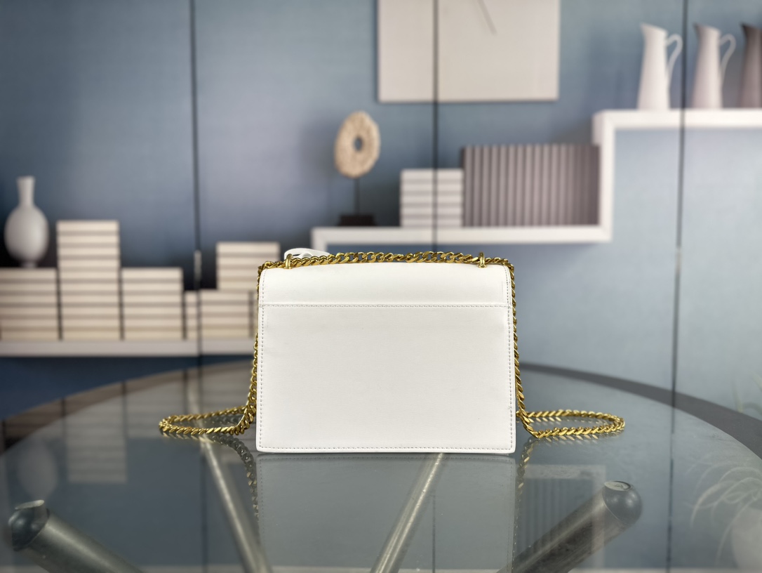 SAINT LAURENT Sunset Chain Bag 5551 SAINT LAURENT Sunset Chain Bag 5551
