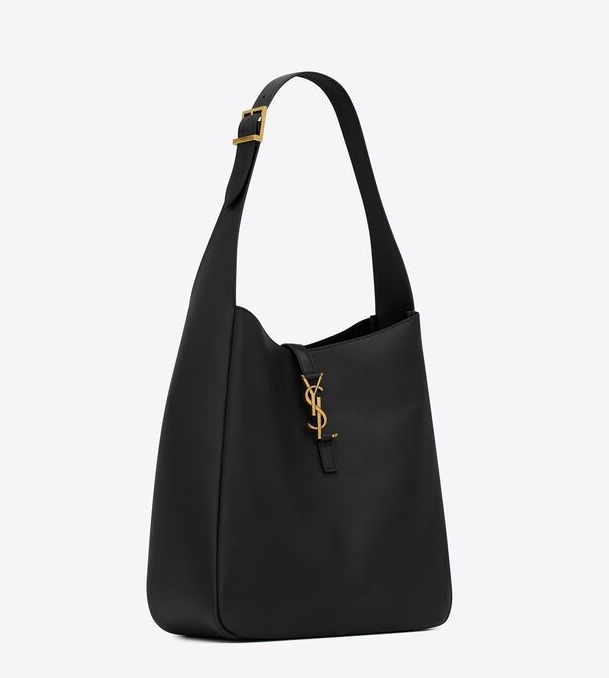 SAINT LAURENT  LE 5 À 7 supple Handbag in grained leather 
