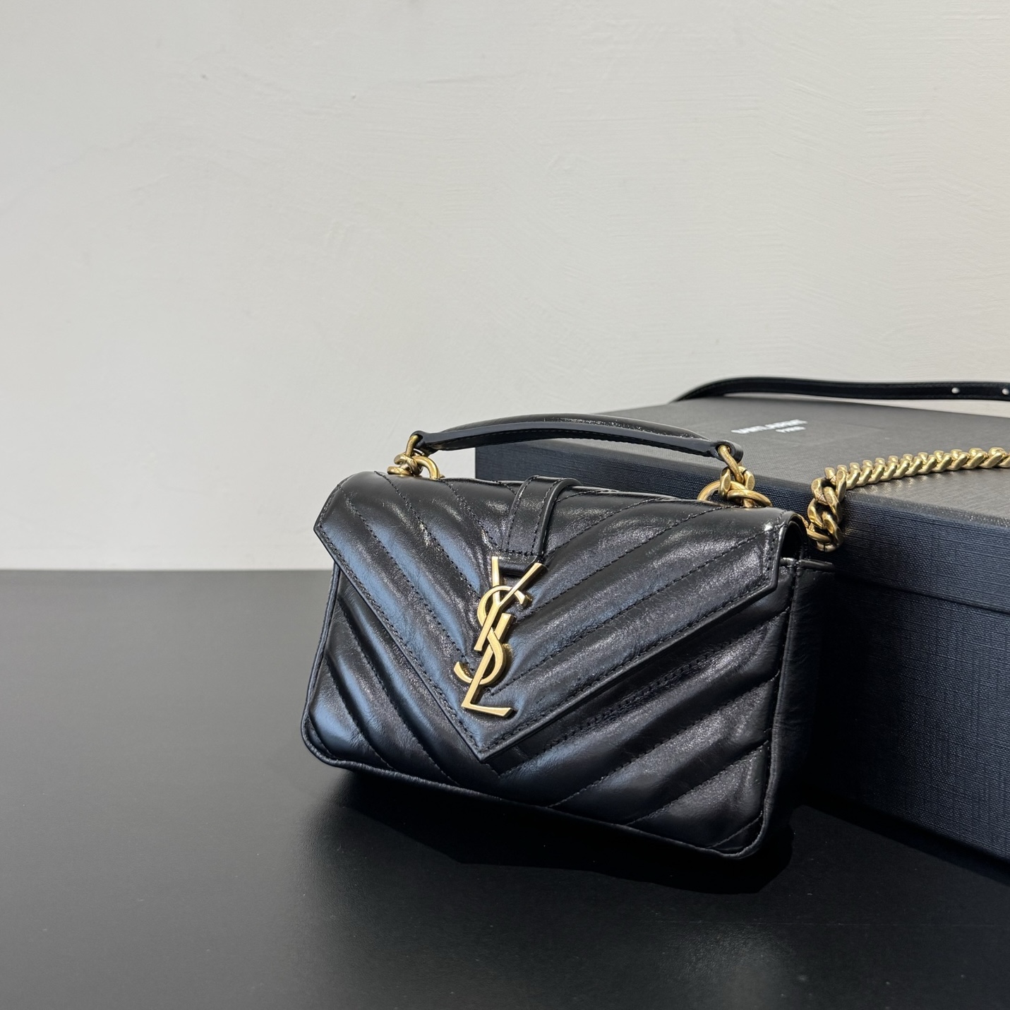 SAINT LAURENT Sheepskin Matelasse Chevron Monogram College Chain Wallet Deep Marine