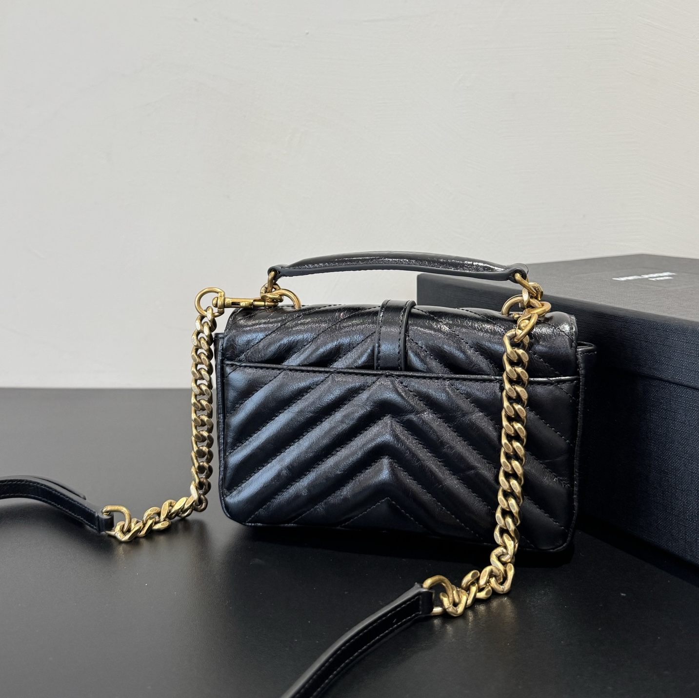 SAINT LAURENT Sheepskin Matelasse Chevron Monogram College Chain Wallet Deep Marine