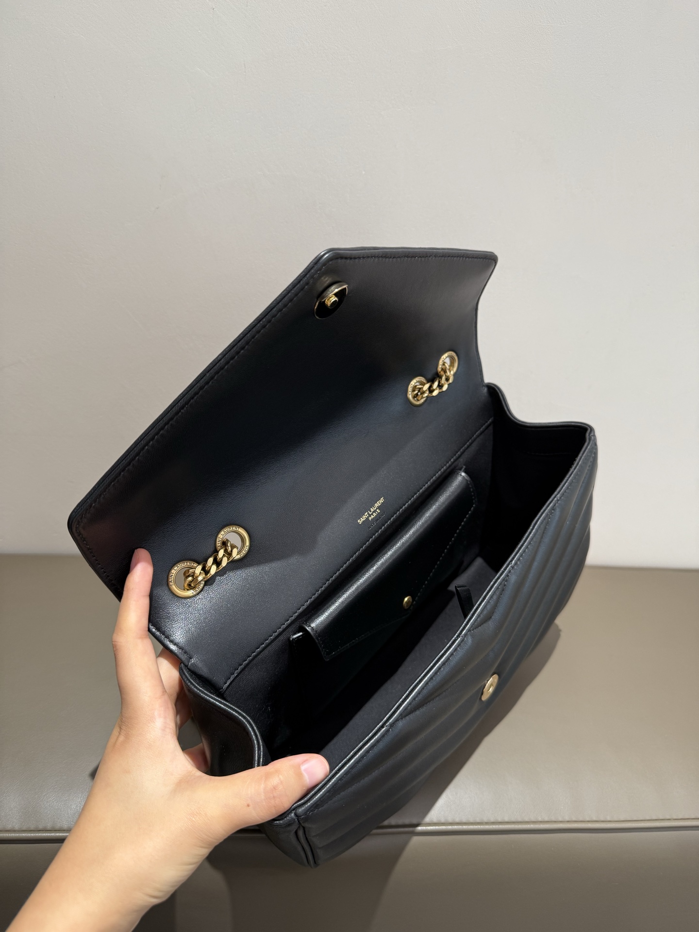 SAINT LAURENT Loulou Chain Bag in lambskin