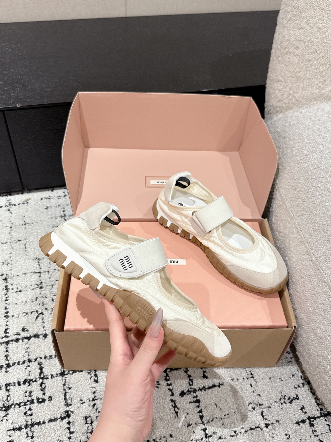 MIUMIU 2025 Spring Summer New Collection Biscuit Shoes, Cortez Shoes, Casual Sports Shoes MIUMIU 2025 Spring Summer New Collection Biscuit Shoes, Cortez Shoes, Casual Sports Shoes
