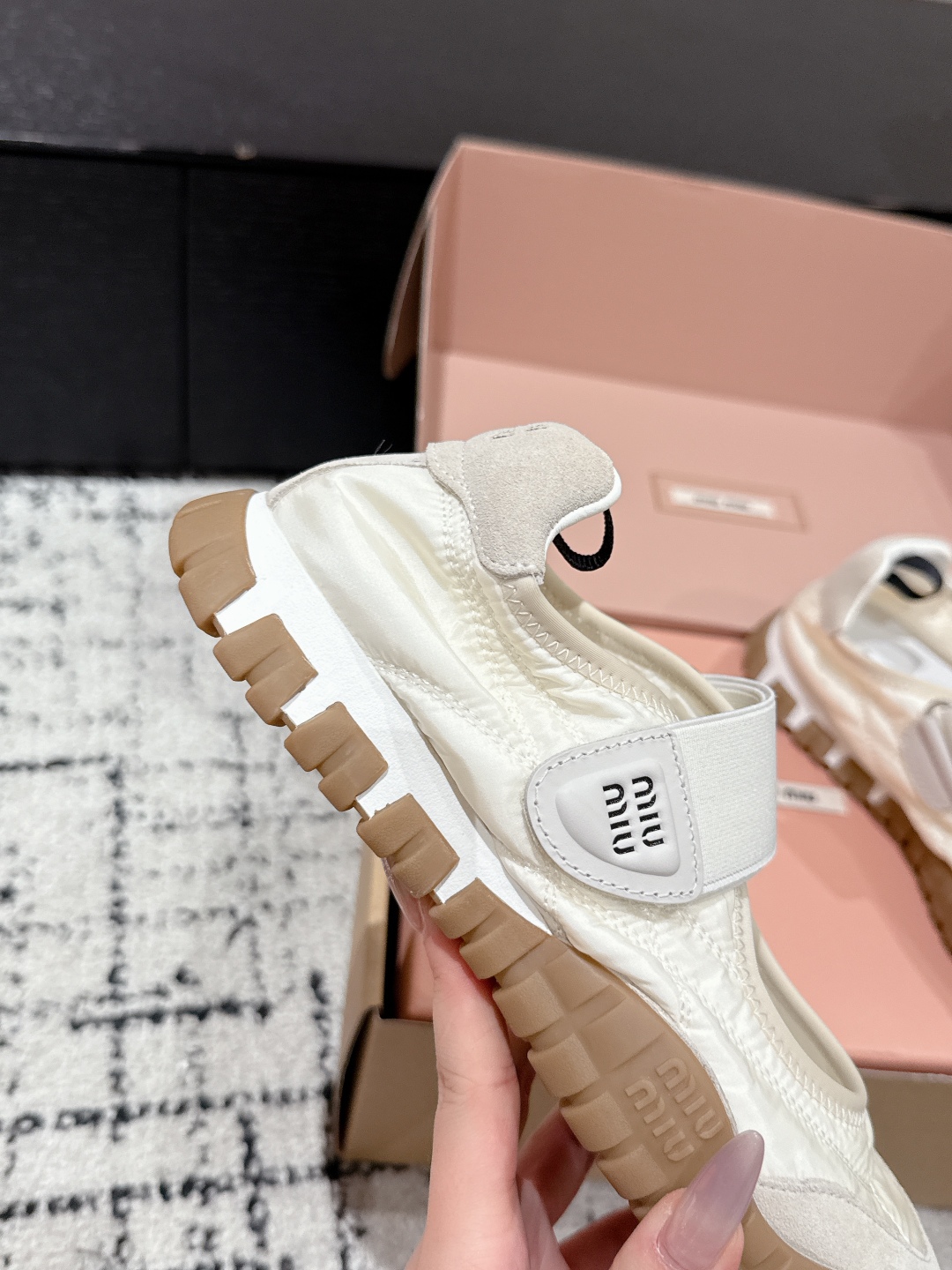 MIUMIU 2025 Spring Summer New Collection Biscuit Shoes, Cortez Shoes, Casual Sports Shoes MIUMIU 2025 Spring Summer New Collection Biscuit Shoes, Cortez Shoes, Casual Sports Shoes